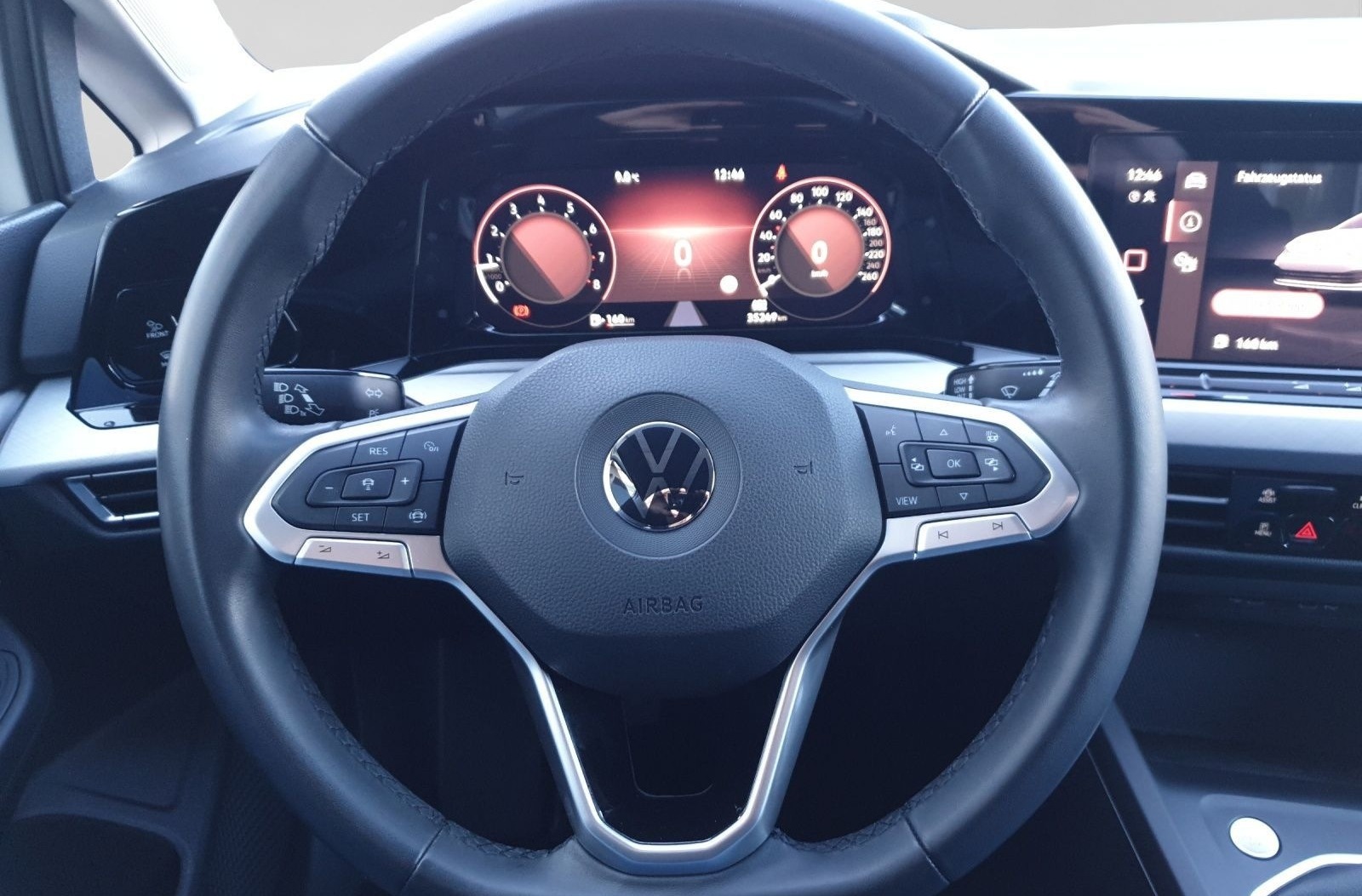 Volkswagen Golf 1.5 TSI LIFE LED NAVI KAMERA SITZHZ APP-CON foto 9