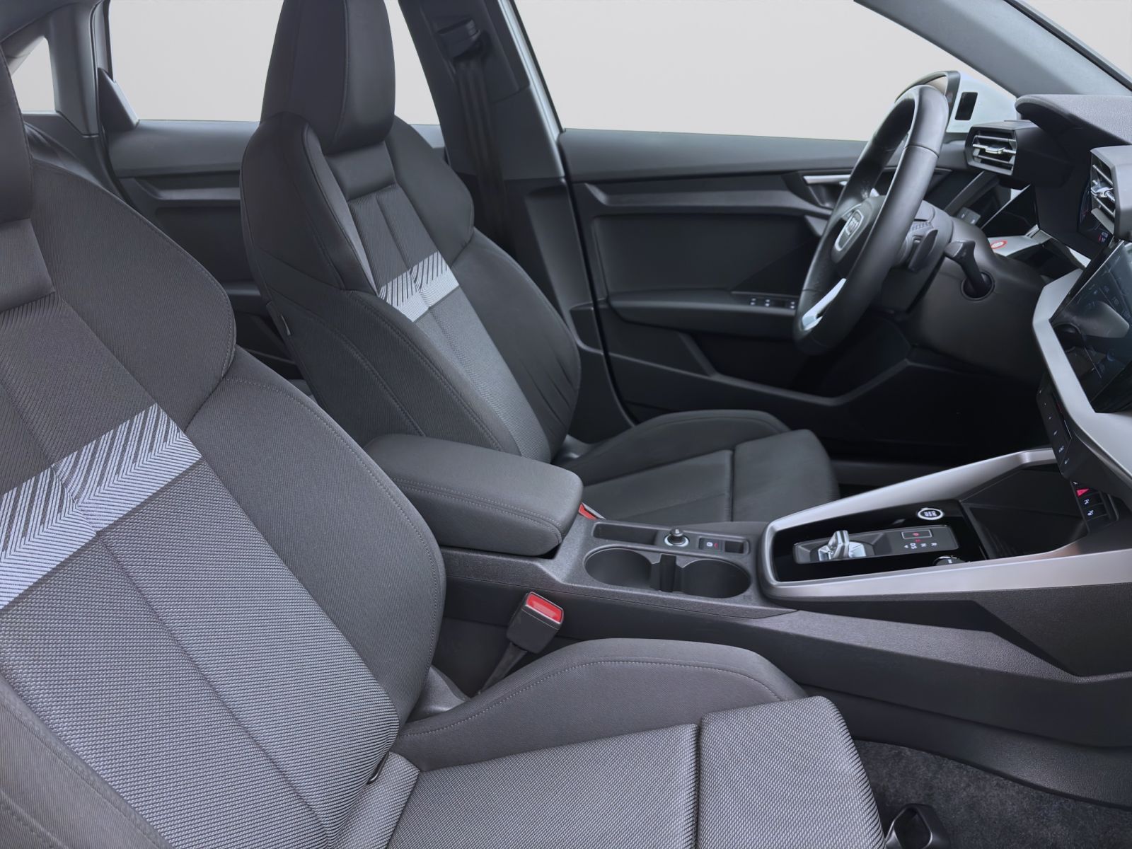 Audi A3 Limousine 30 TDI ADVANCED NAVI+ SITZHZG PDC K foto 16