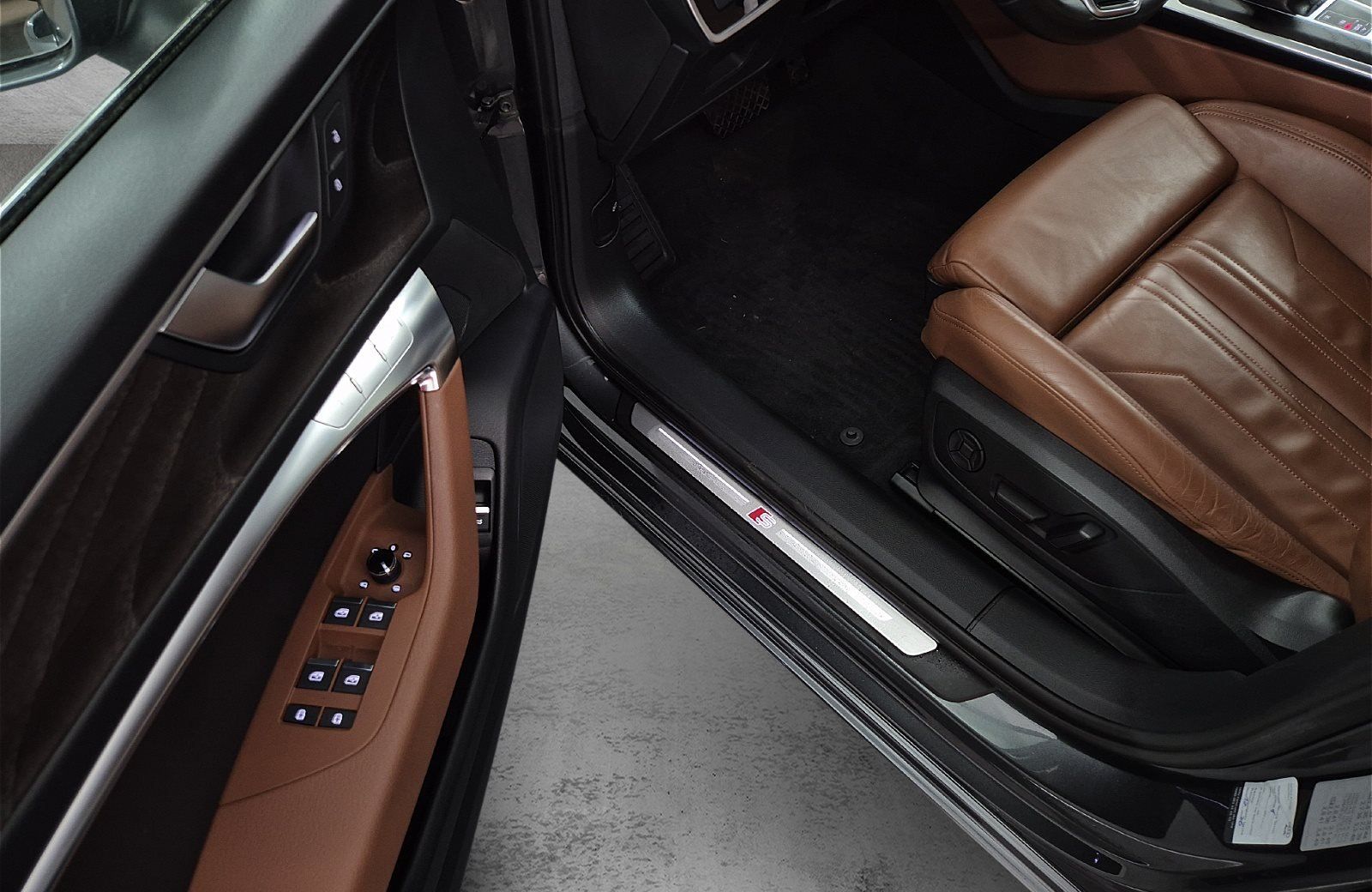 Audi A6 Limousine 50 TFSI e quattro sport S line HuD foto 16