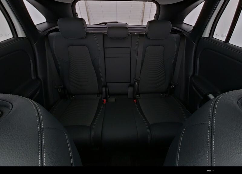 Mercedes-Benz GLA 180 PROGRESSIVE/PANO/MBUX/NAVI/KAMERALED/SHZ foto 8