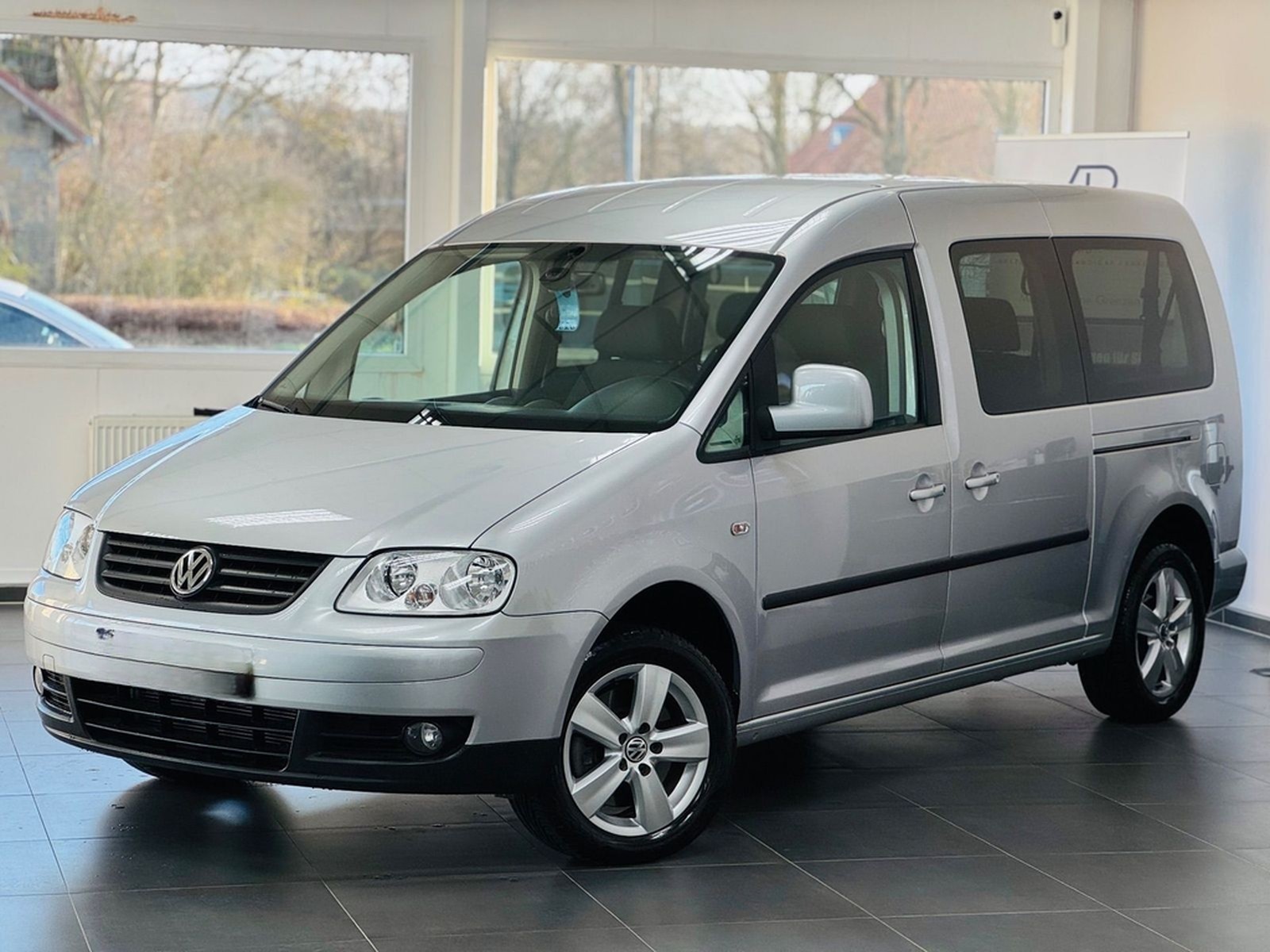 Volkswagen Caddy Maxi Team 1.9 TDI Rollstuhlgerecht-Rampe foto 3