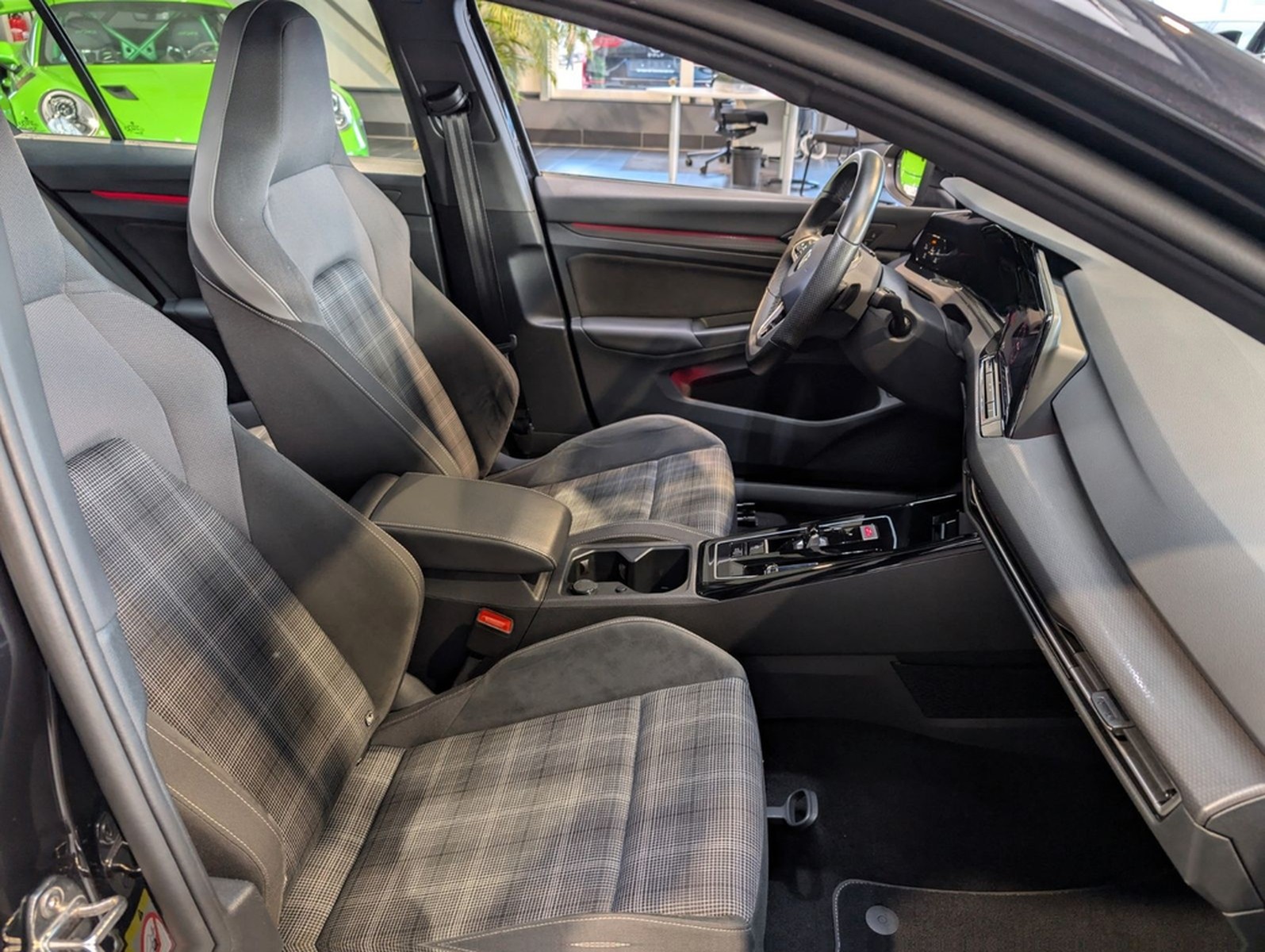 Volkswagen Golf 2.0 TDI SCR DSG GTD 1.Hand foto 11
