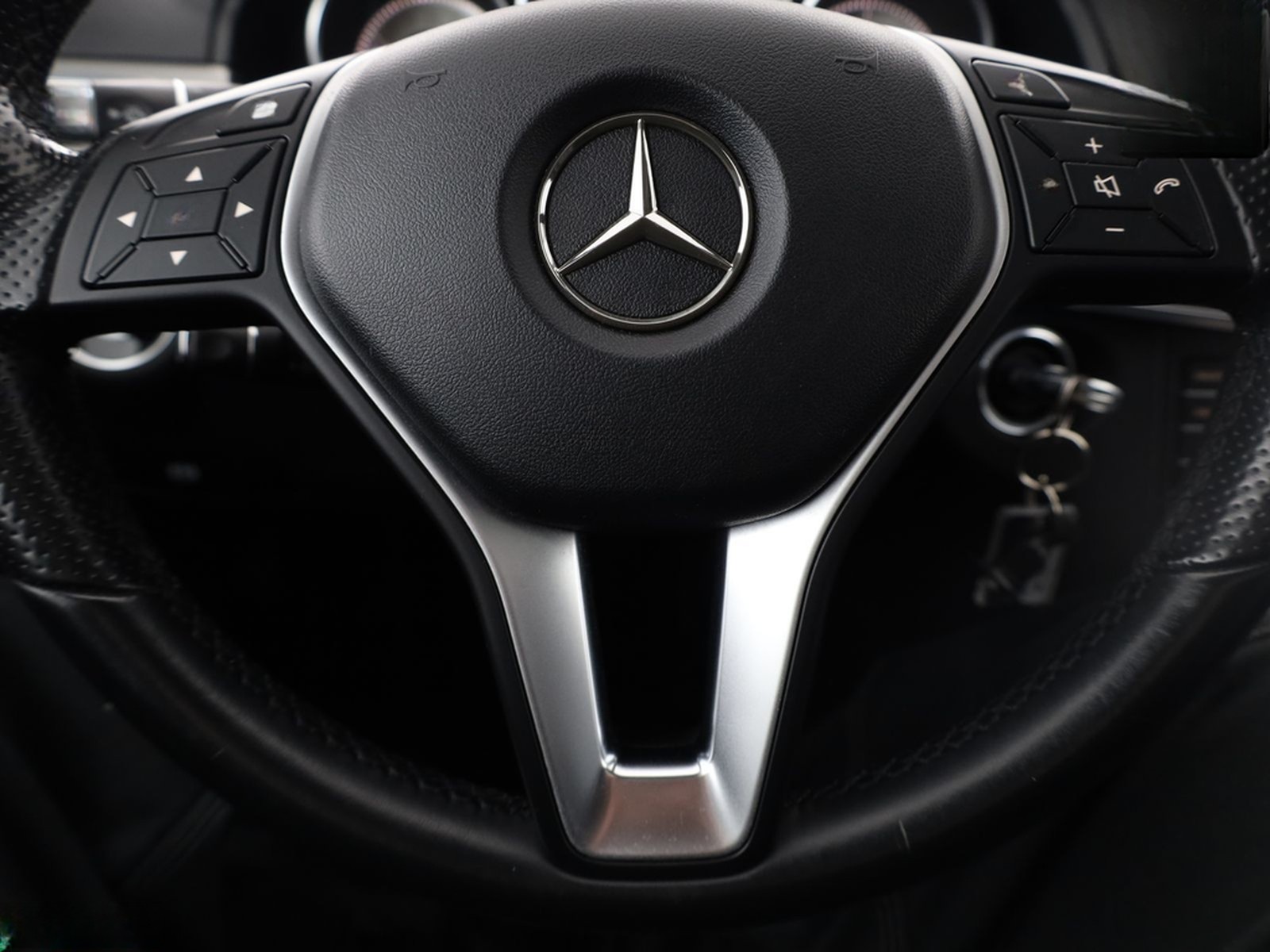 Mercedes-Benz E 350 d 4M AVANTGARDE EDITION E NIGHT 360GRAD foto 15