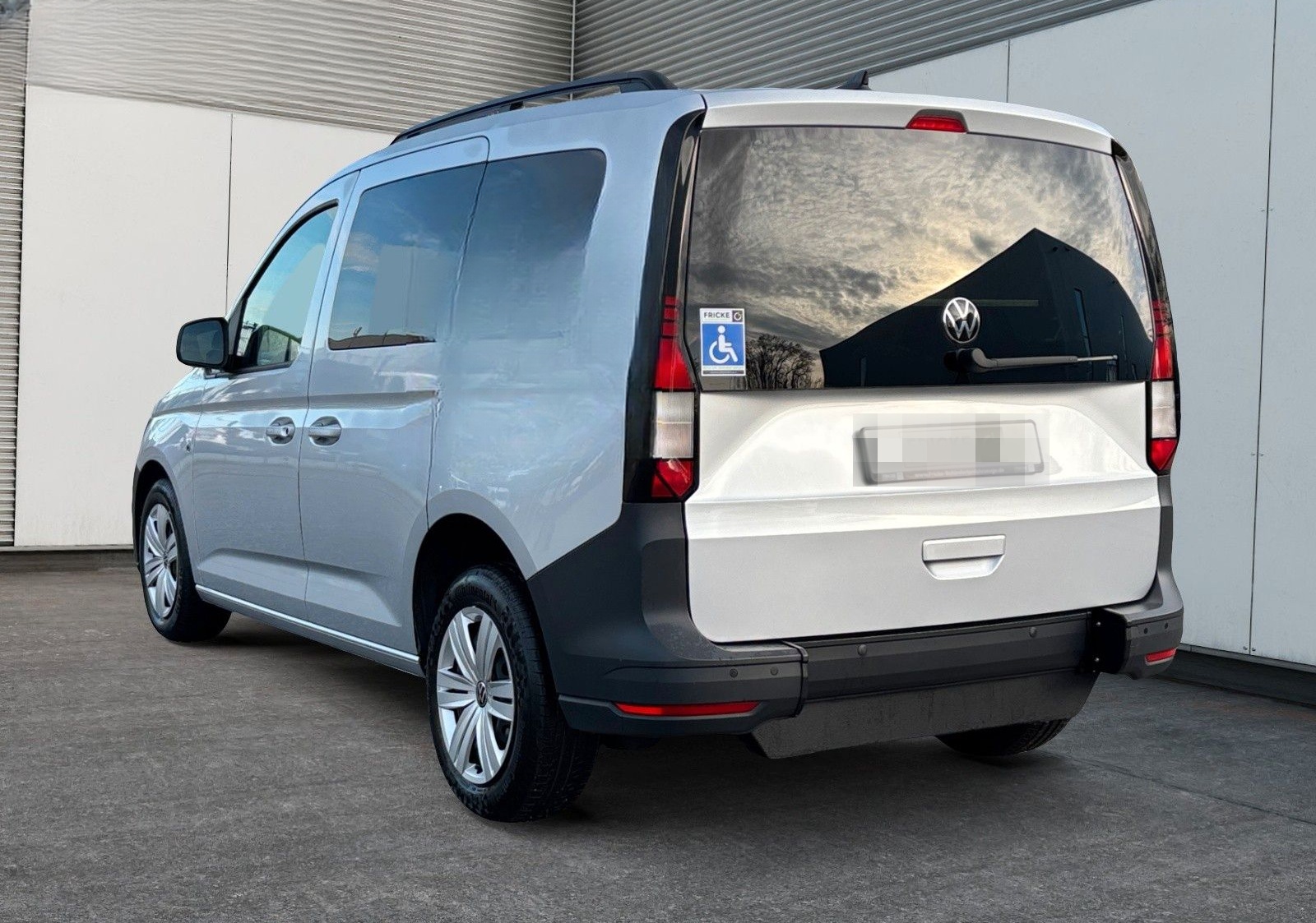 Volkswagen Caddy DSG 2.0TDI *ROLLSTUHLRAMPE* foto 3