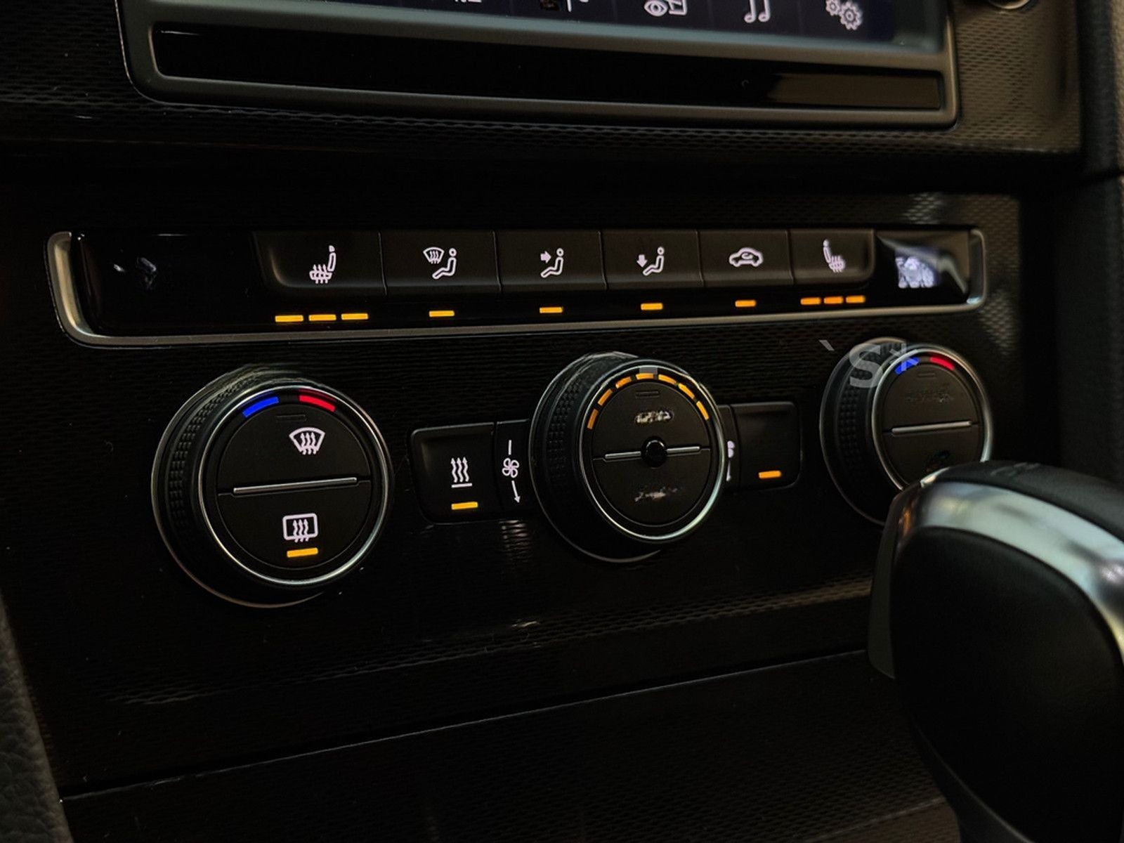 Volkswagen Golf VII Lim. GTI DSG/Navi/Pano/Standhzg/Ahk/Kam foto 23