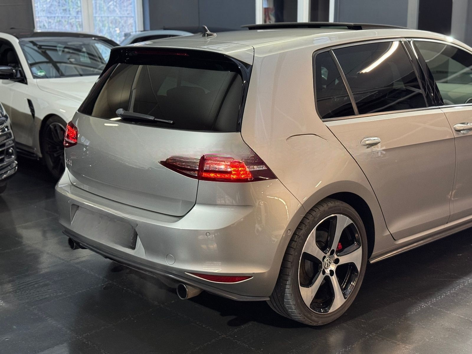 Volkswagen Golf VII Lim. GTI DSG/Navi/Pano/Standhzg/Ahk/Kam foto 30