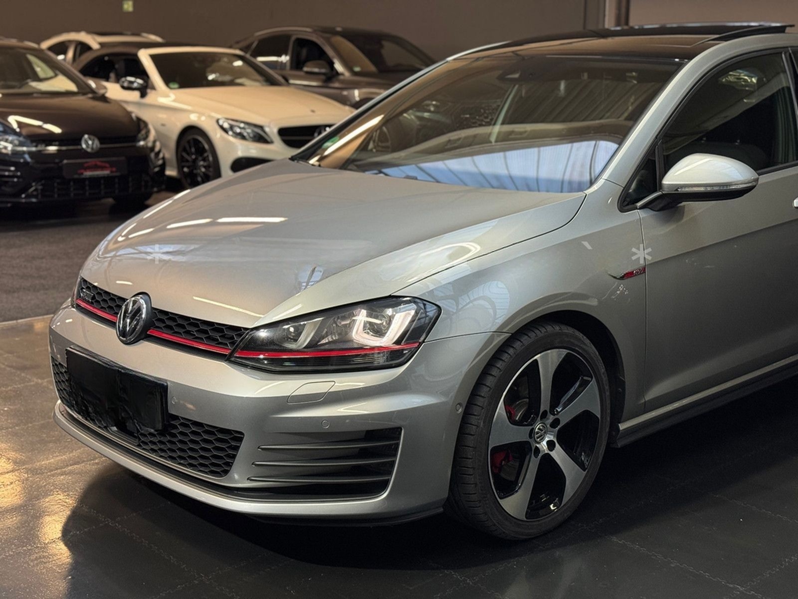 Volkswagen Golf VII Lim. GTI DSG/Navi/Pano/Standhzg/Ahk/Kam foto 37