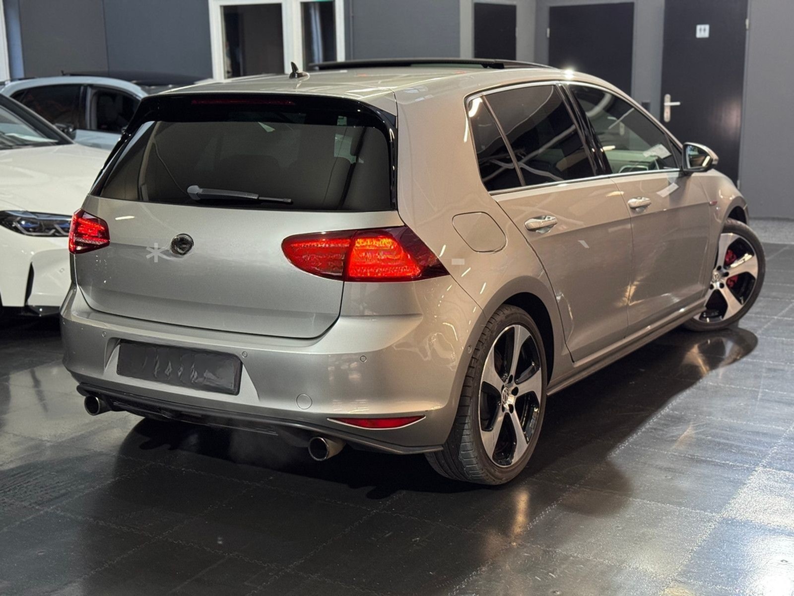 Volkswagen Golf VII Lim. GTI DSG/Navi/Pano/Standhzg/Ahk/Kam foto 10