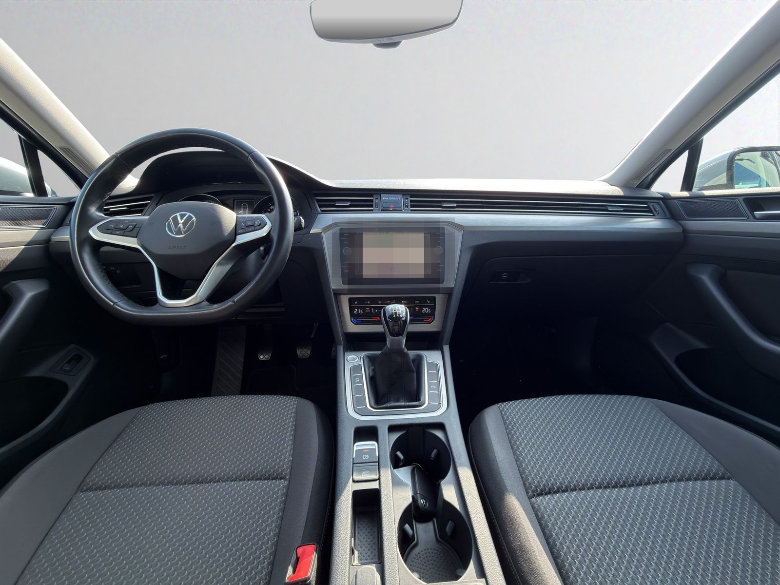 Volkswagen Passat Variant 1.5 TSI Navi APP LED RFK PDC SHZ foto 15