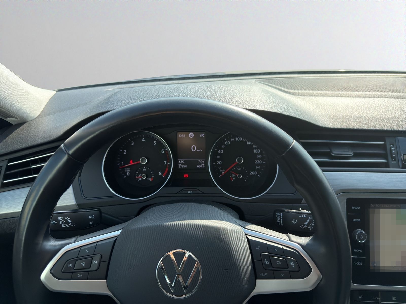 Volkswagen Passat Variant 1.5 TSI Navi APP LED RFK PDC SHZ foto 16