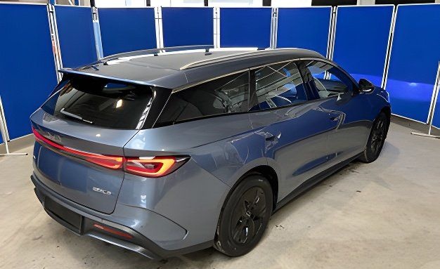 BYD SEAL 6 Touring 1.5 PHEV W DM-i Boost Lagerwagen foto 4