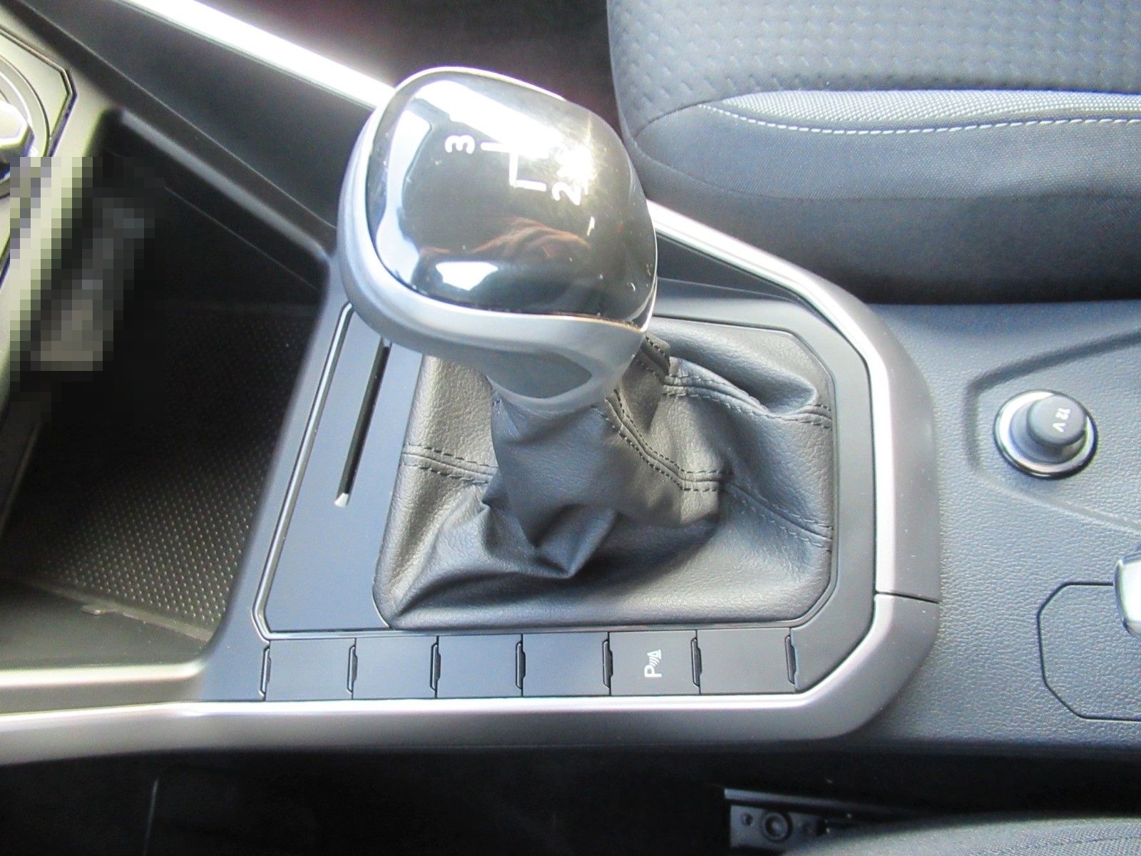 Volkswagen Polo VI Life foto 16