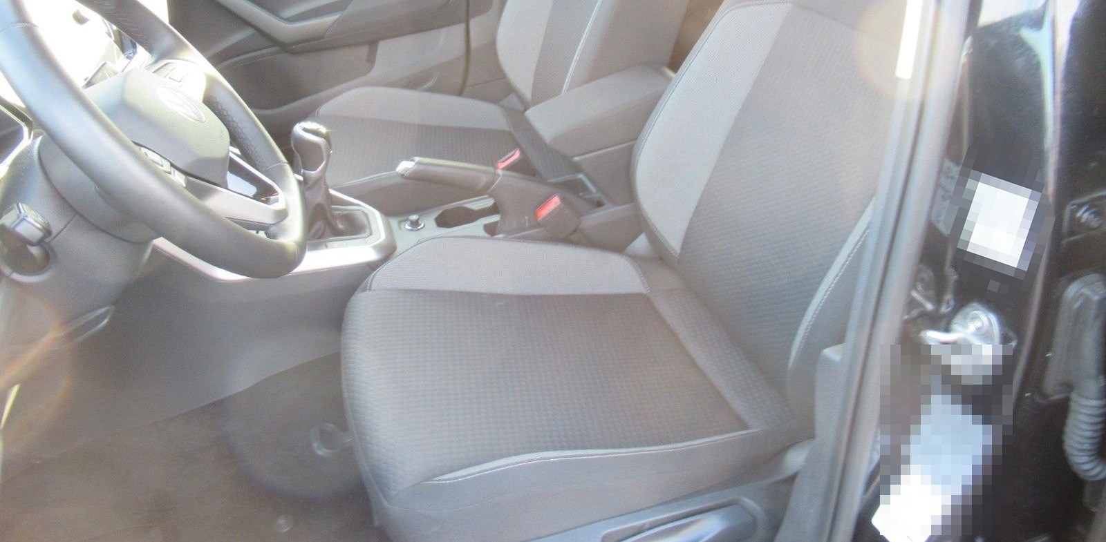 Volkswagen Polo VI Life foto 8
