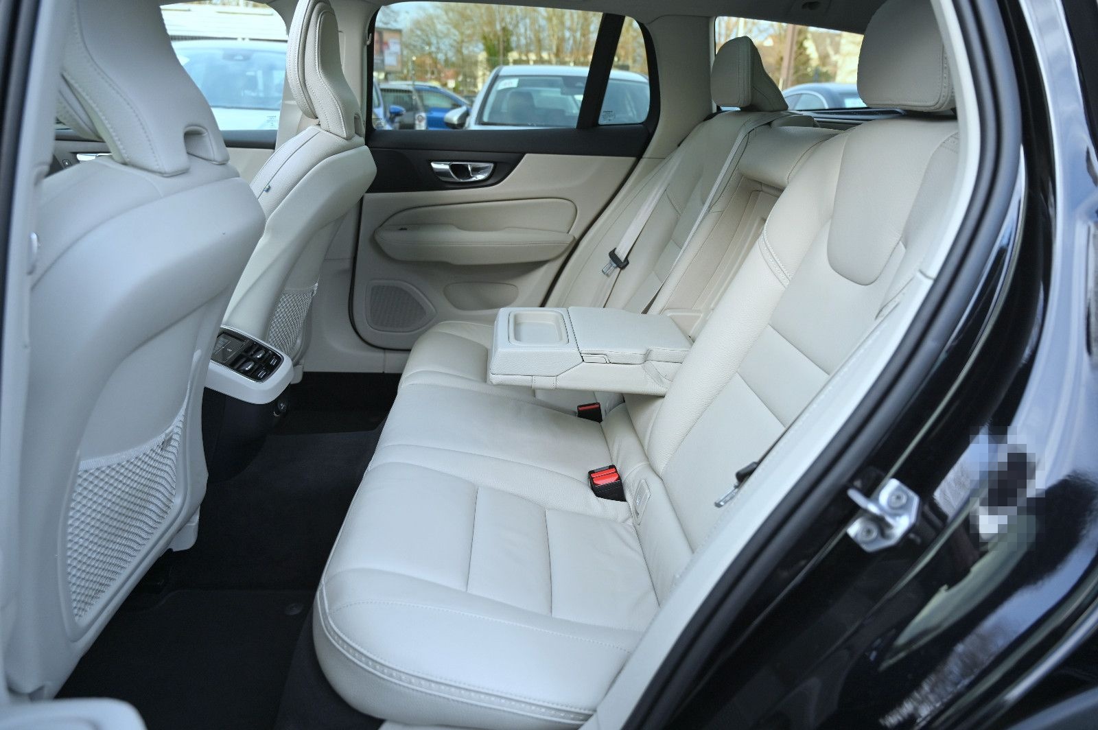 Volvo V60 Cross Country D4 Pro AWD Leder Navi Cam LED foto 16