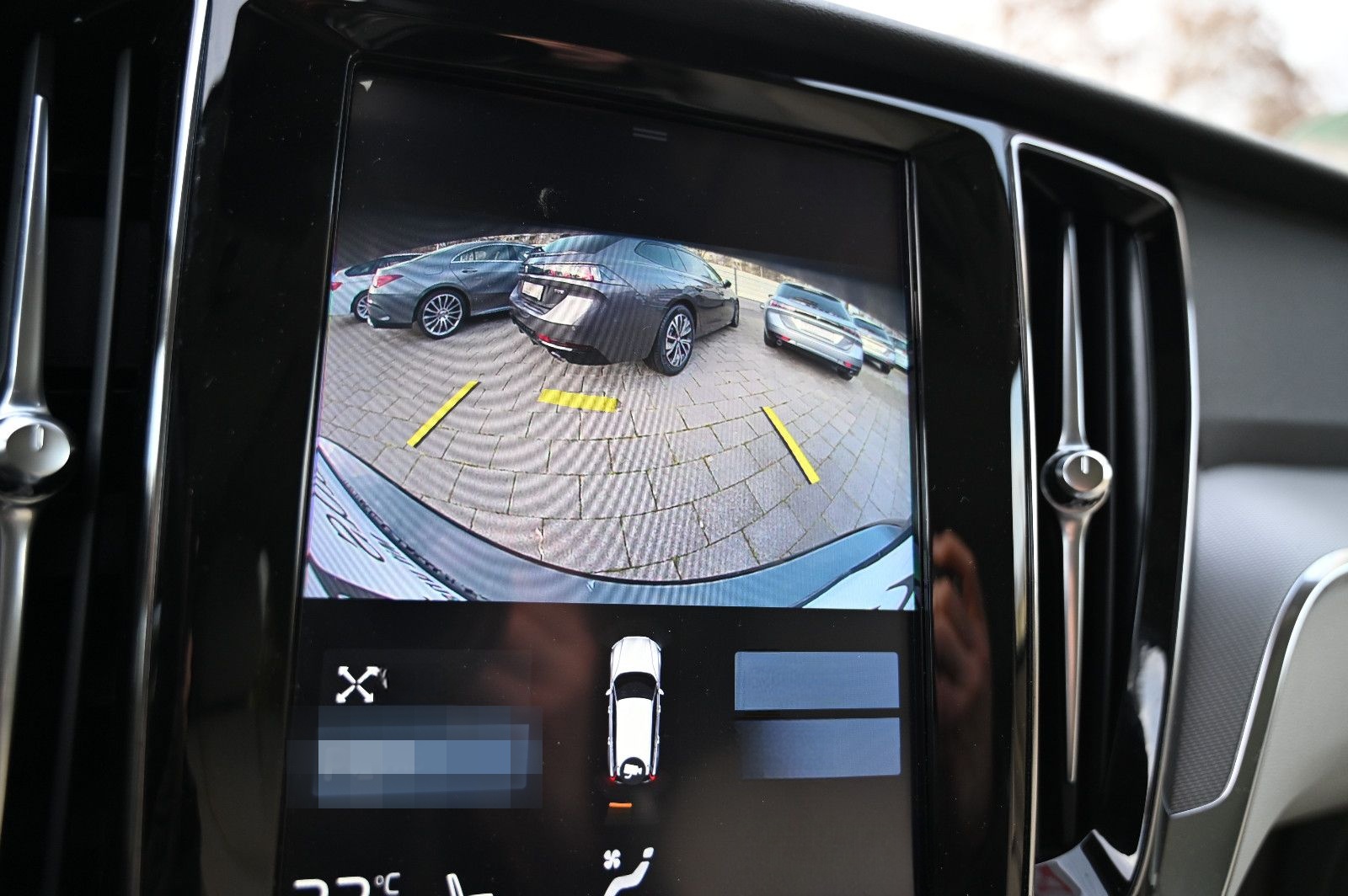 Volvo V60 Cross Country D4 Pro AWD Leder Navi Cam LED foto 17