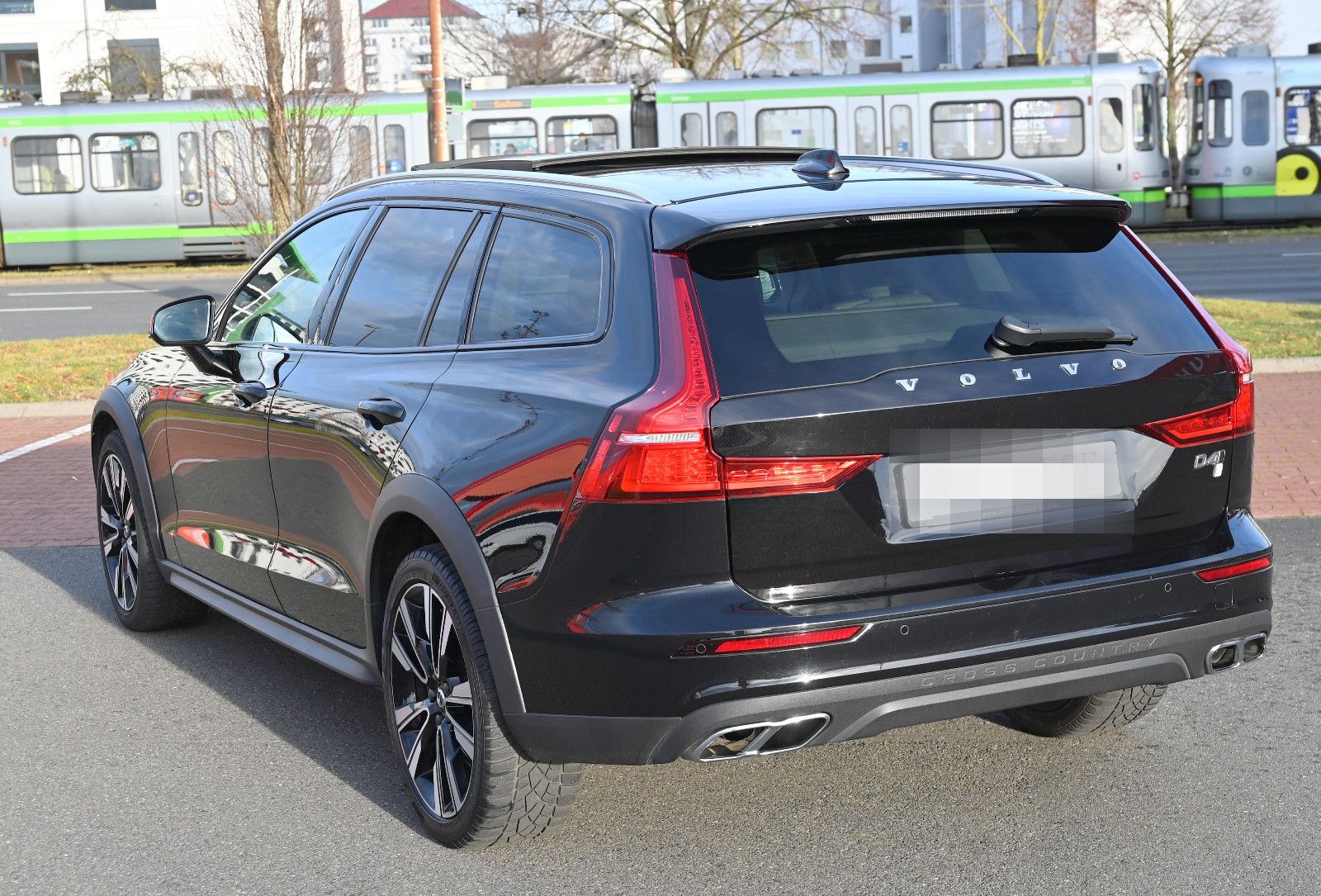 Volvo V60 Cross Country D4 Pro AWD Leder Navi Cam LED foto 8