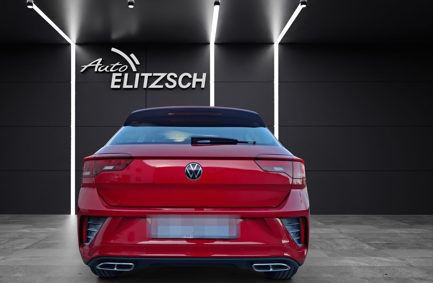 Volkswagen T-Roc TSI R-Line LEDplus AID ACC APP SHZ 17" foto 4
