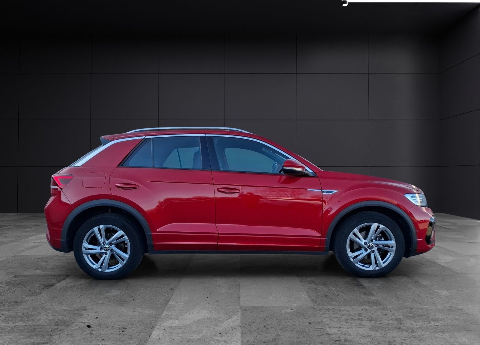 Volkswagen T-Roc TSI R-Line LEDplus AID ACC APP SHZ 17" foto 6