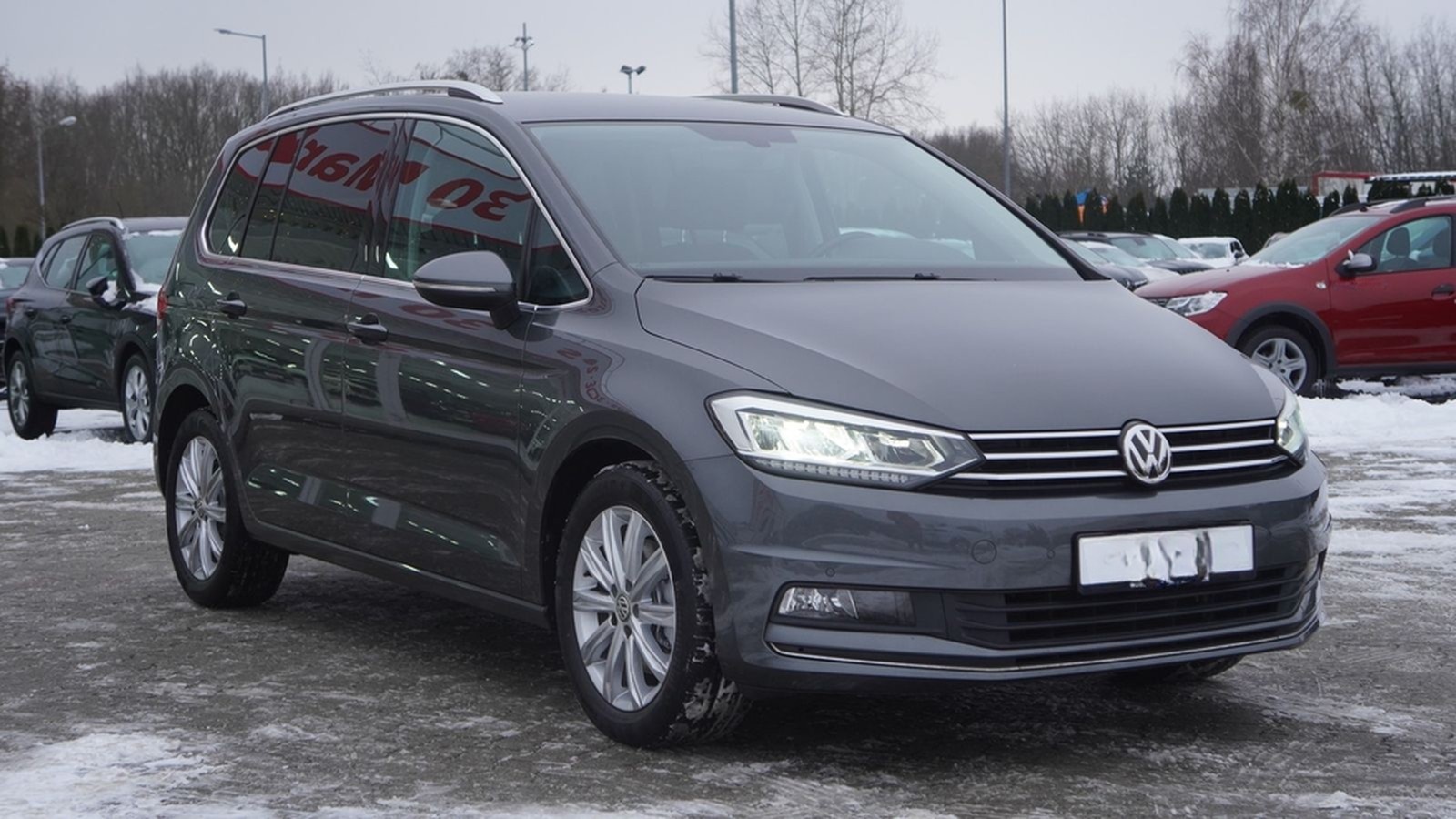 Volkswagen Touran 1.8 TSI Highline LED ACC Navi PDC AHK foto 4