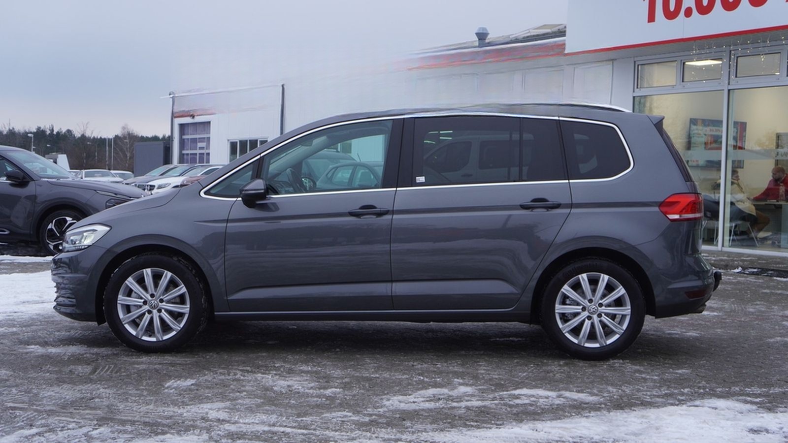 Volkswagen Touran 1.8 TSI Highline LED ACC Navi PDC AHK foto 10