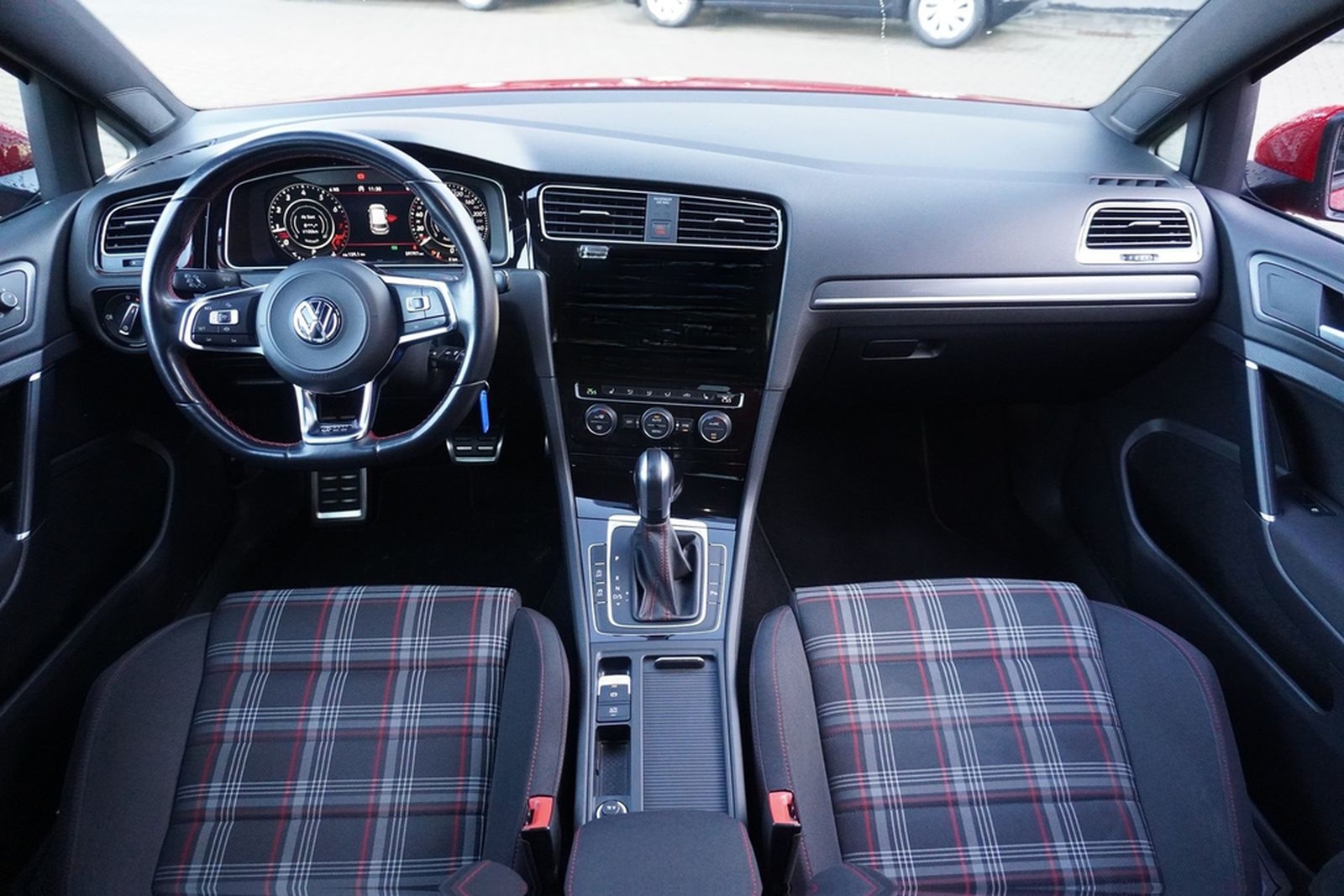 Volkswagen Golf VII 2.0 GTI Performance LED ACC Navi AHK foto 13