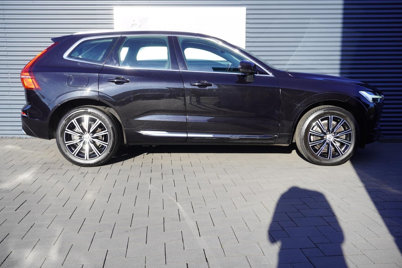 Volvo XC60 D4 INSCRIPTION|VIRTUAL|STANDHEIZUNG|LED|AHK foto 5