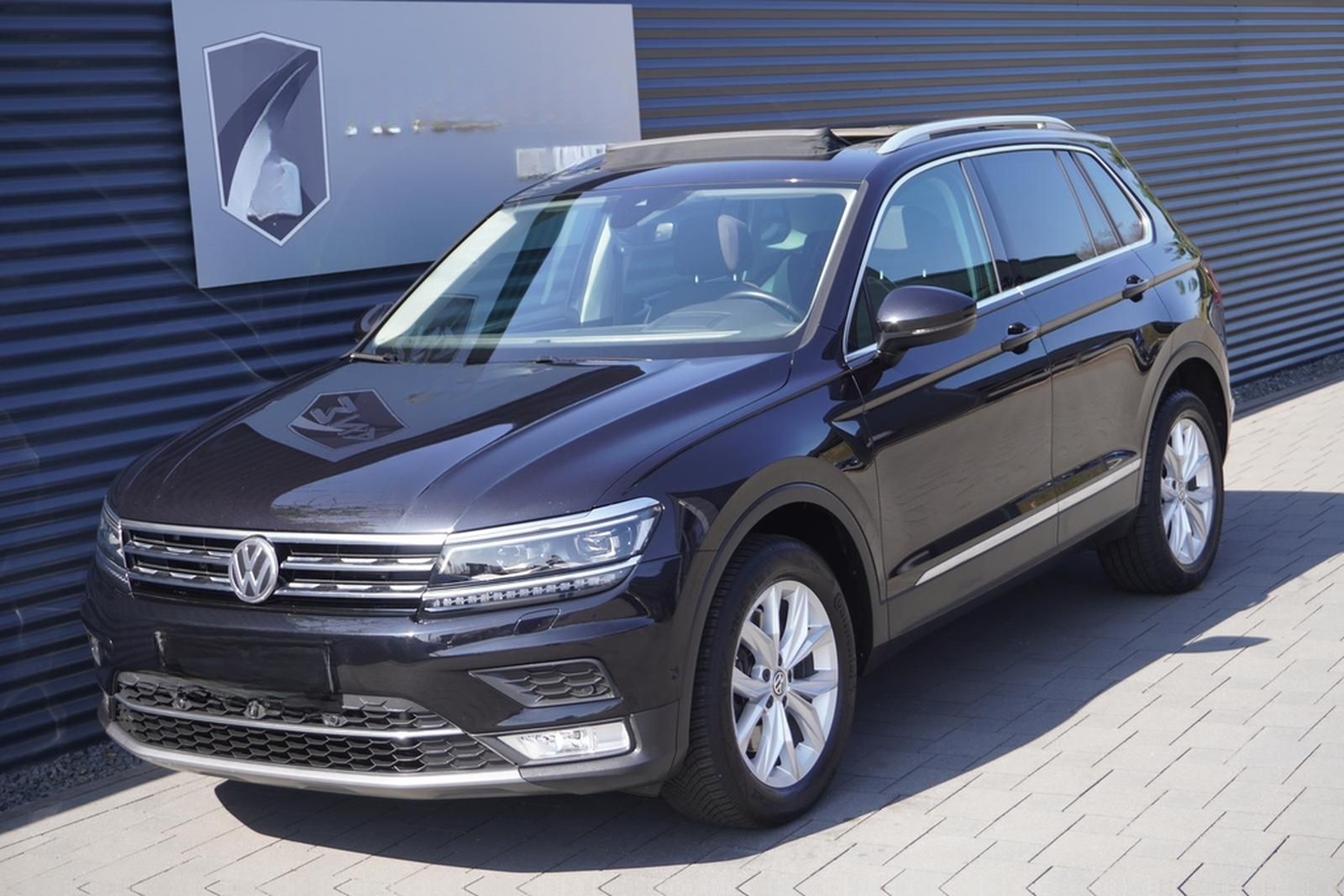 Volkswagen TIGUAN 2.0 TSI DSG|ALLRAD|HIGHLINE|VIRTUAL|PANO| foto 2