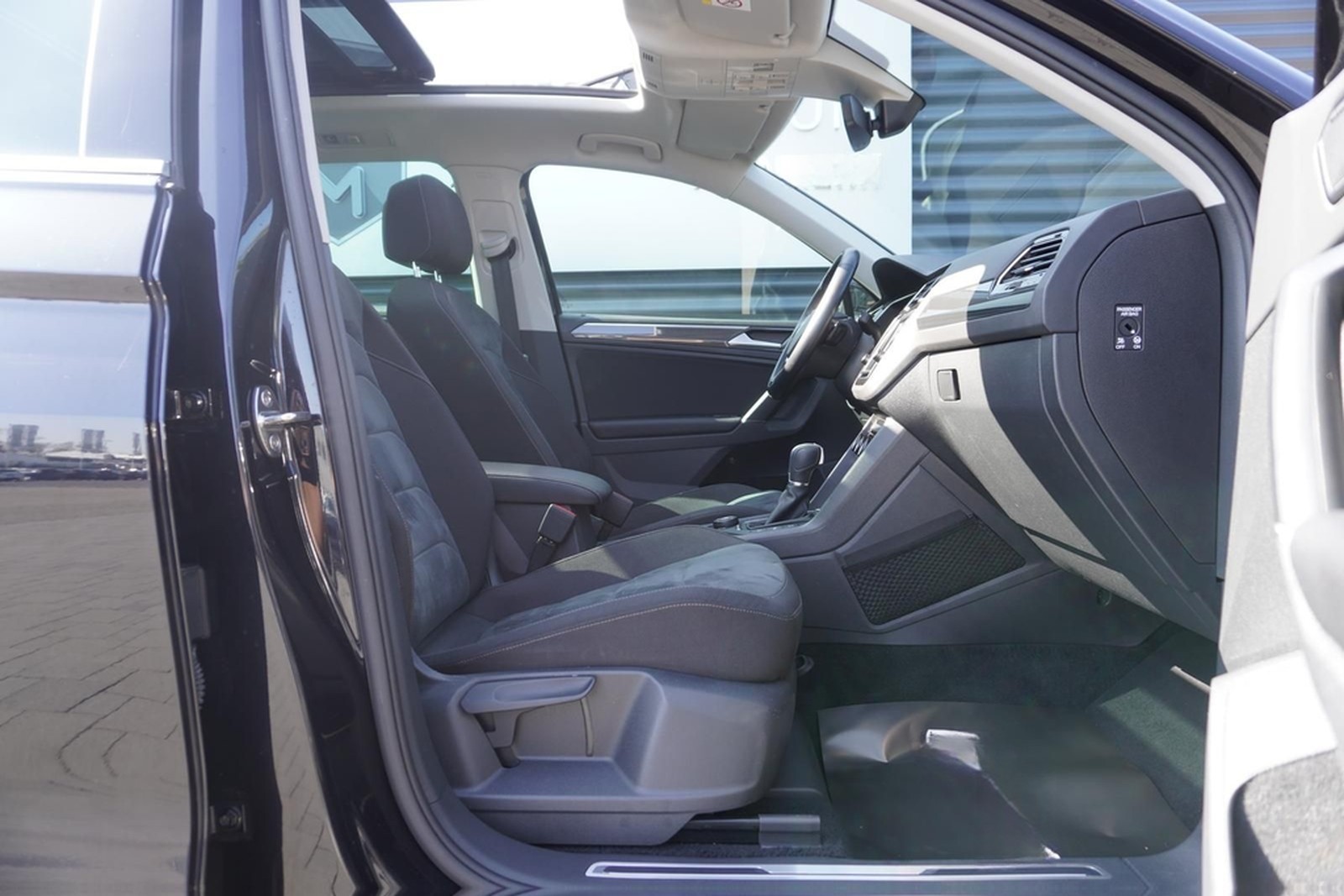 Volkswagen TIGUAN 2.0 TSI DSG|ALLRAD|HIGHLINE|VIRTUAL|PANO| foto 18