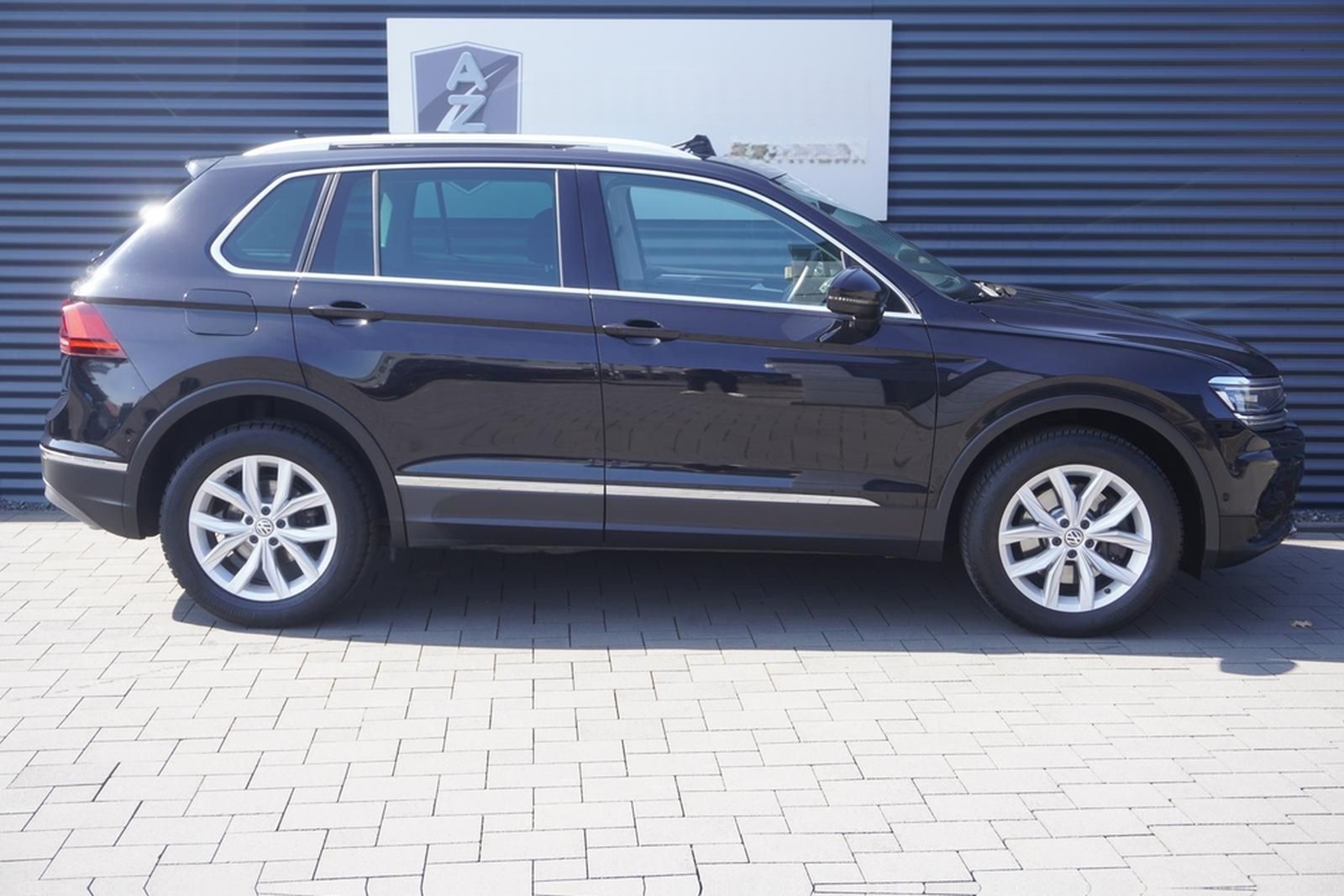Volkswagen TIGUAN 2.0 TSI DSG|ALLRAD|HIGHLINE|VIRTUAL|PANO| foto 5