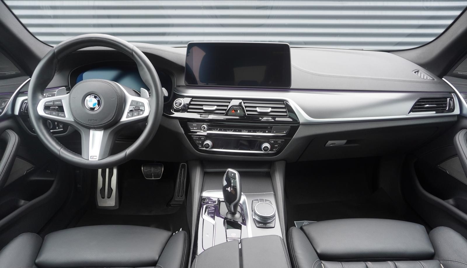 BMW 520d M-SPORTPAKET|SHADOW|VIRTUAL|LASER|PANO|H&K| foto 16