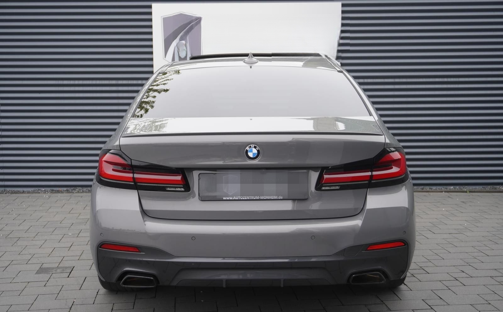 BMW 520d M-SPORTPAKET|SHADOW|VIRTUAL|LASER|PANO|H&K| foto 10
