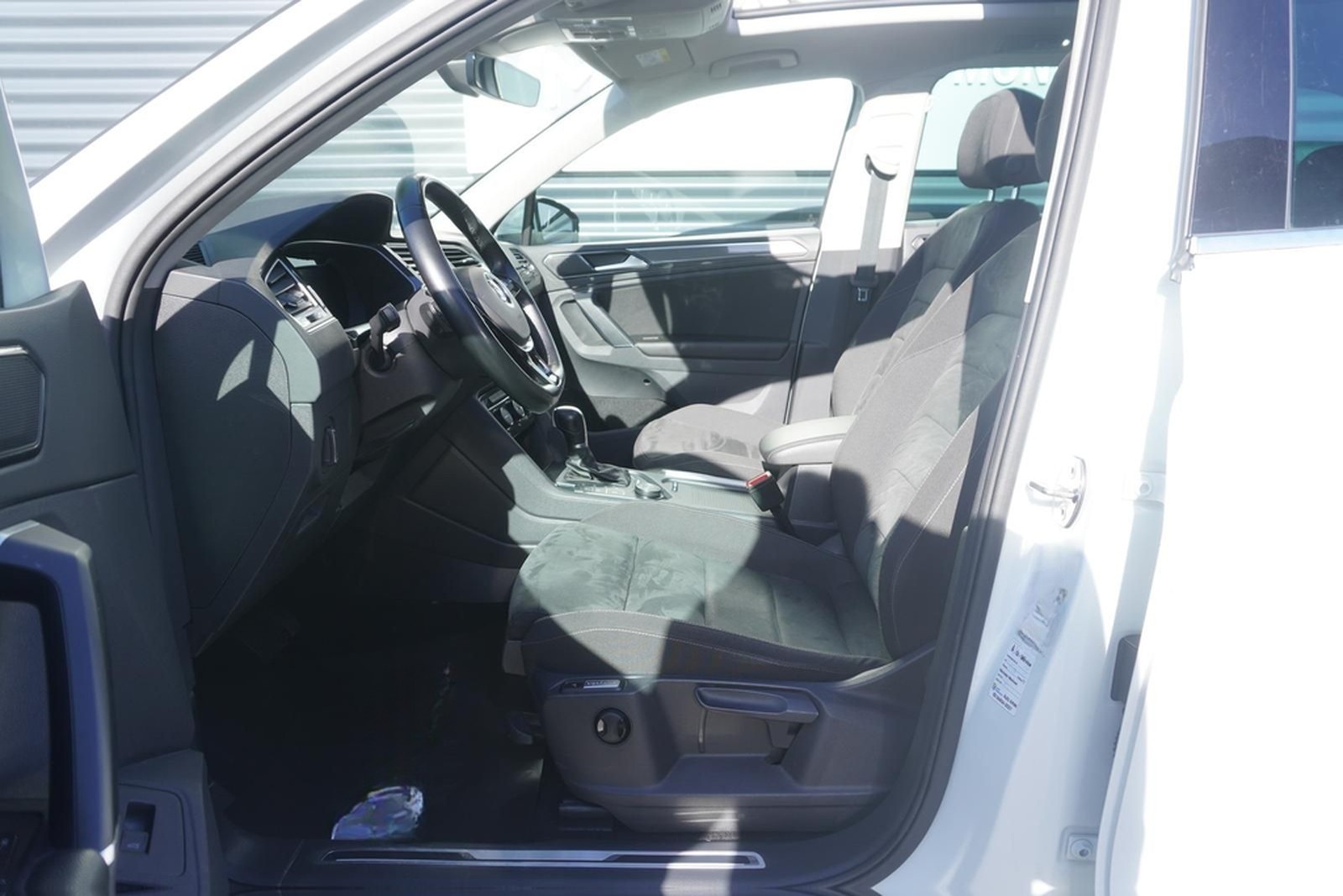 Volkswagen TIGUAN 2.0 TDI DSG|ALLRAD|HIGHLINE|VIRTUAL|PANO foto 12