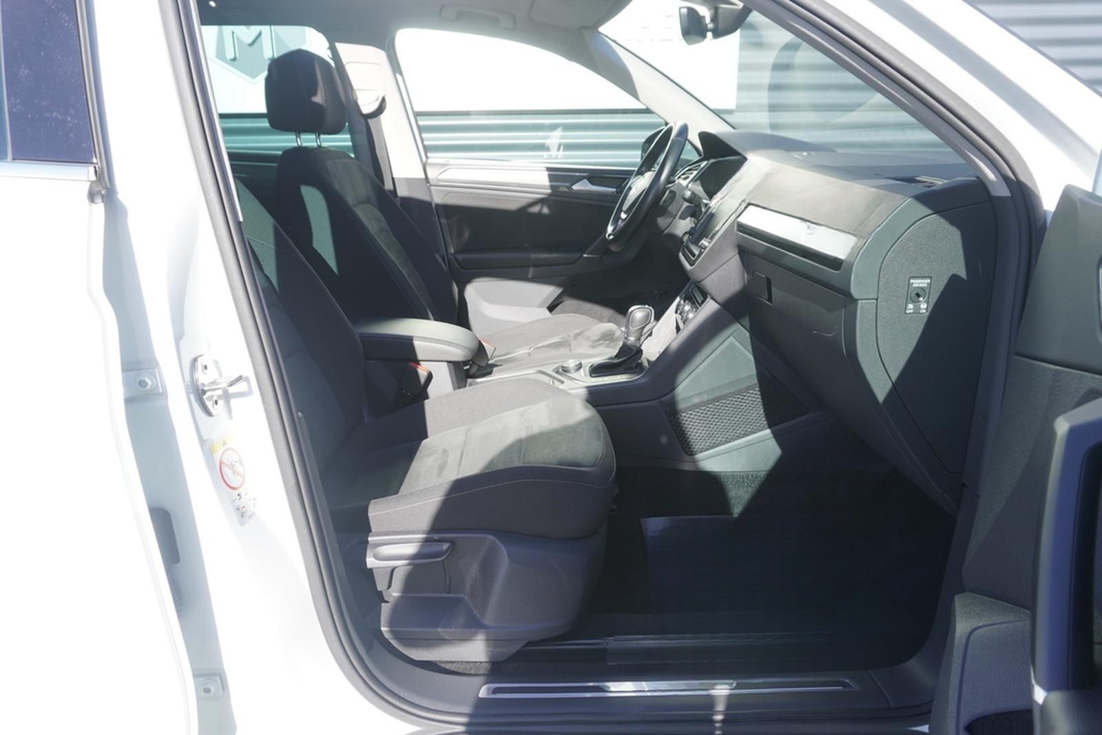 Volkswagen TIGUAN 2.0 TDI DSG|ALLRAD|HIGHLINE|VIRTUAL|PANO foto 18