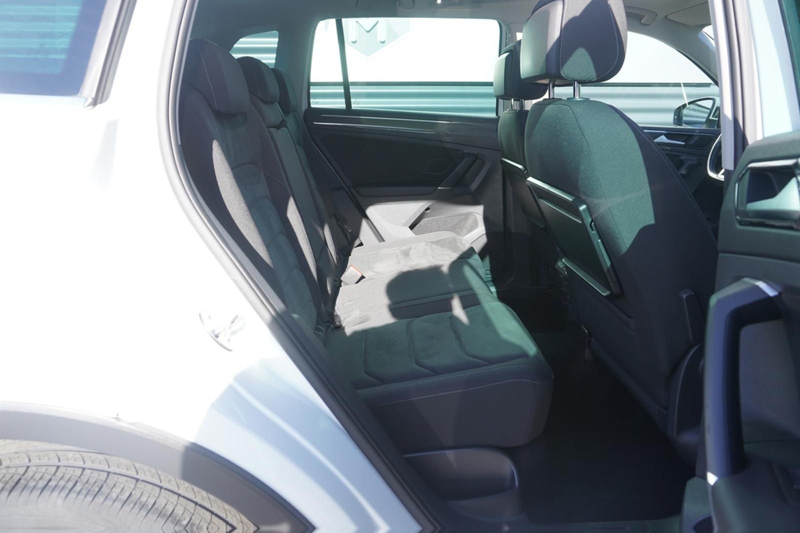 Volkswagen TIGUAN 2.0 TDI DSG|ALLRAD|HIGHLINE|VIRTUAL|PANO foto 19