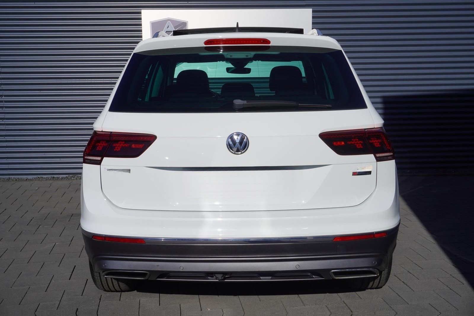 Volkswagen TIGUAN 2.0 TDI DSG|ALLRAD|HIGHLINE|VIRTUAL|PANO foto 8