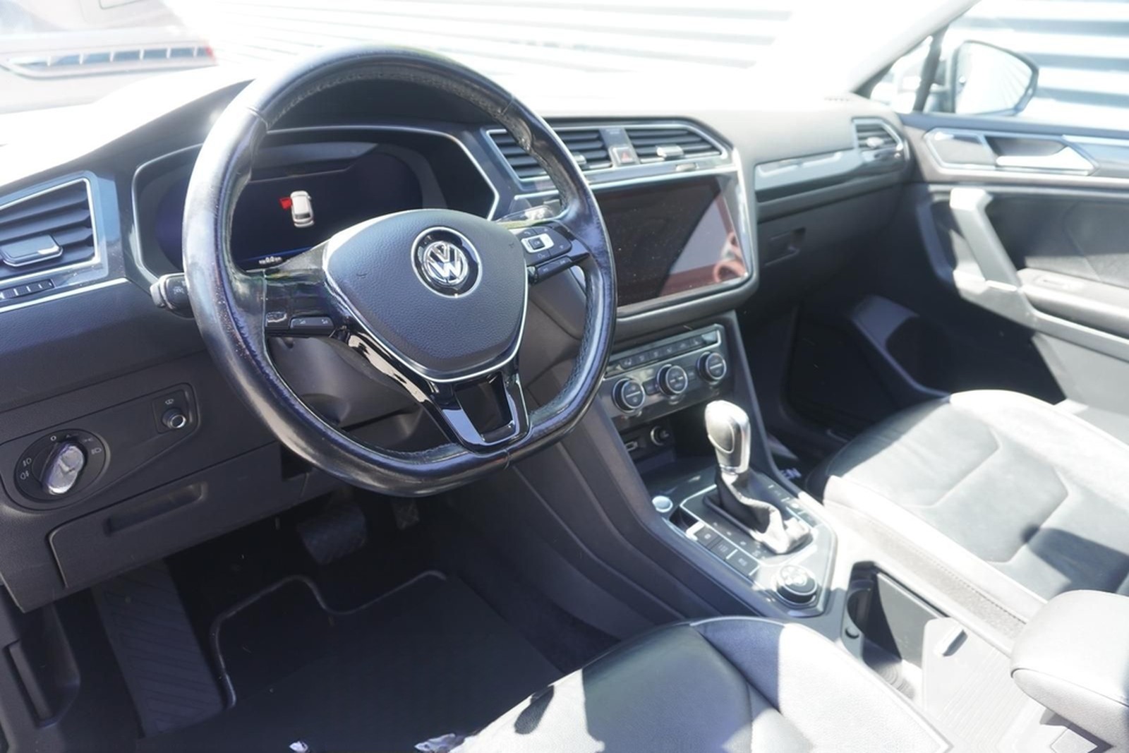 Volkswagen TIGUAN ALLSPACE 2.0 TDI DSG ALLRAD|HIGHLINE|PANO foto 13