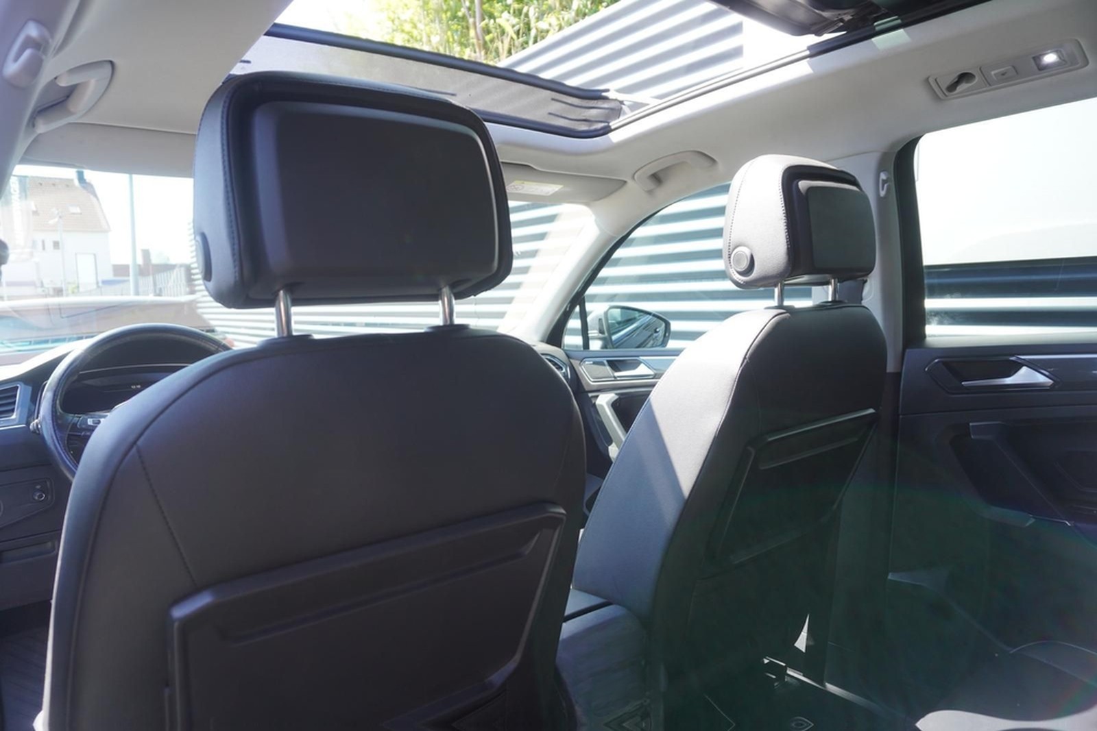 Volkswagen TIGUAN ALLSPACE 2.0 TDI DSG ALLRAD|HIGHLINE|PANO foto 21