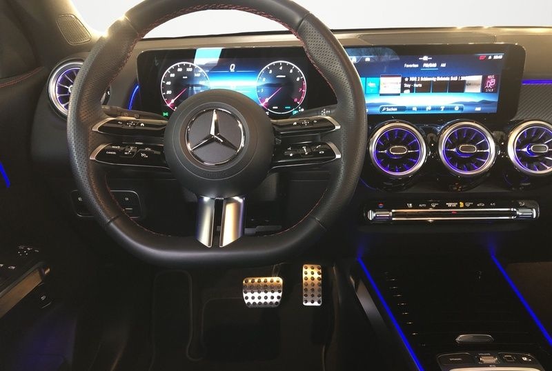 Mercedes-Benz GLB 200 AMG SHZ 360° MULTIBEAM AHK NIGHT foto 16