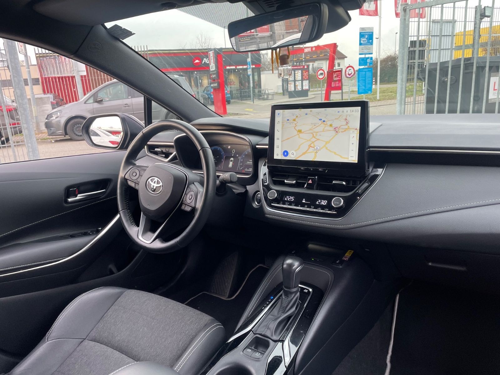 Toyota Corolla Touring Sports Hybrid Team D foto 13