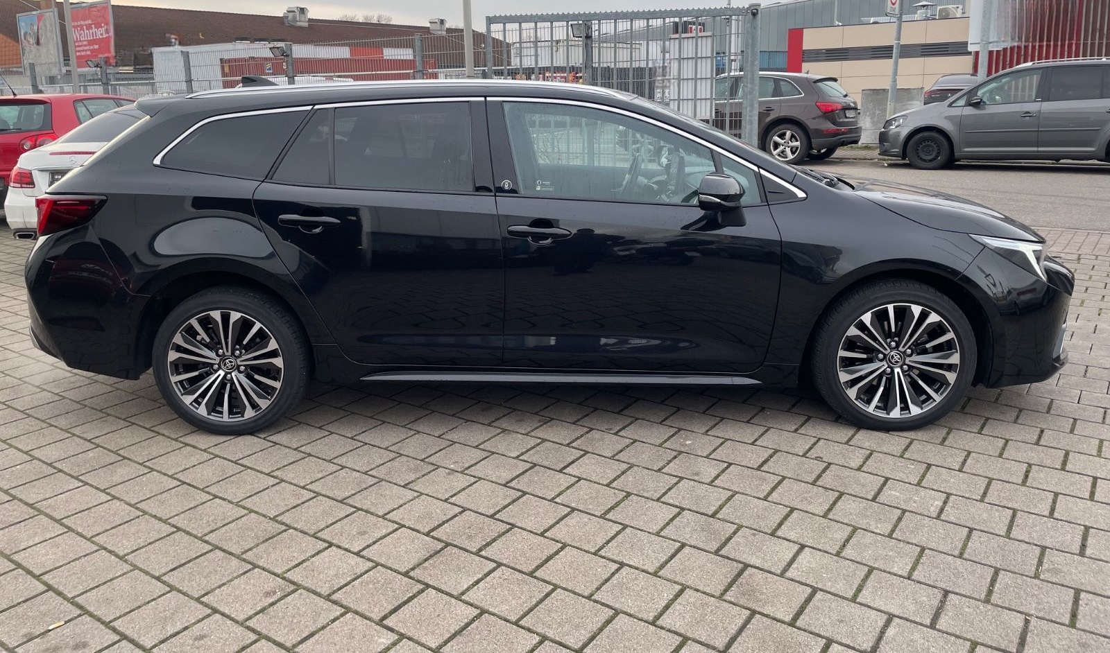 Toyota Corolla Touring Sports Hybrid Team D foto 7