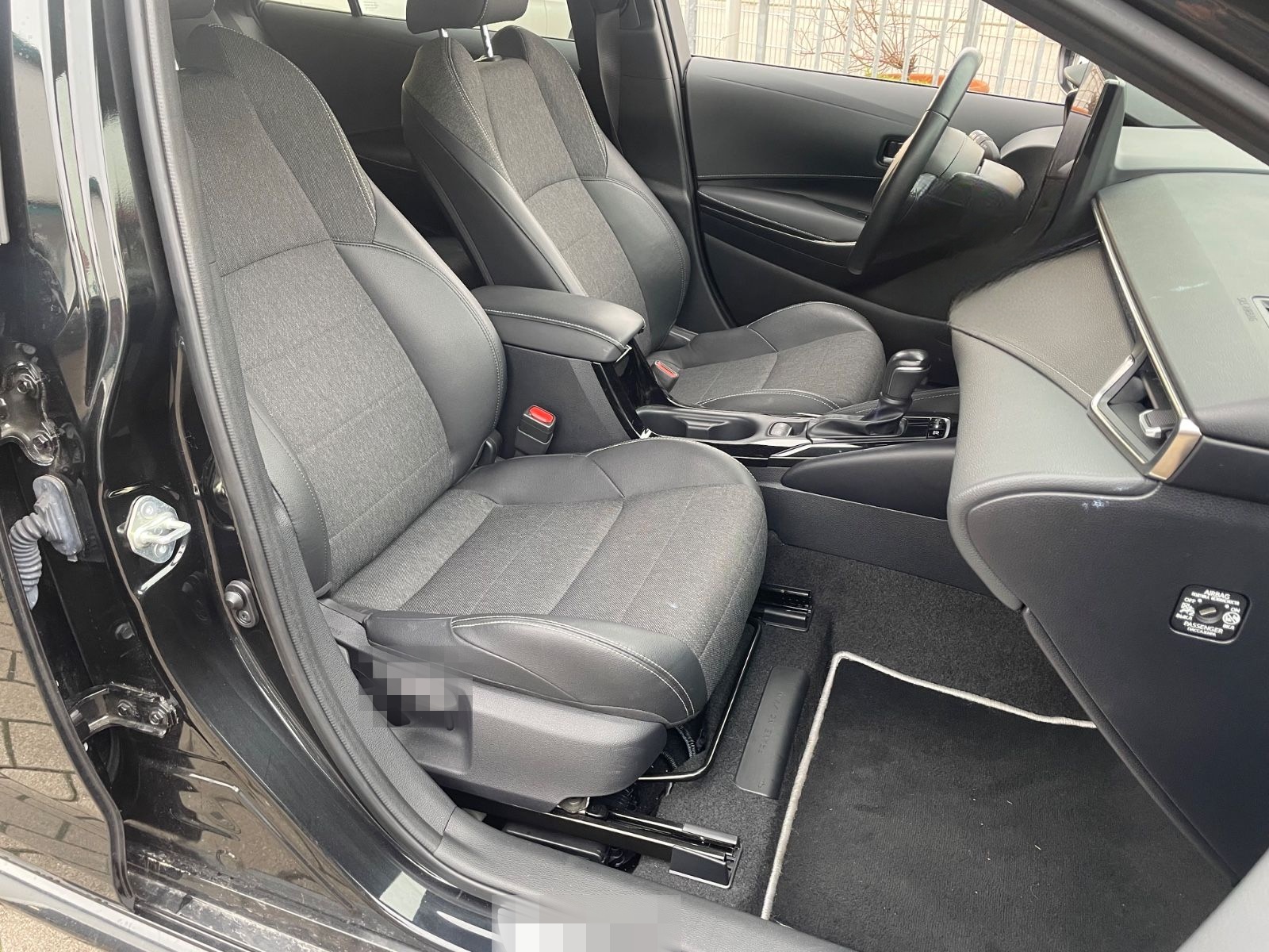 Toyota Corolla Touring Sports Hybrid Team D foto 10