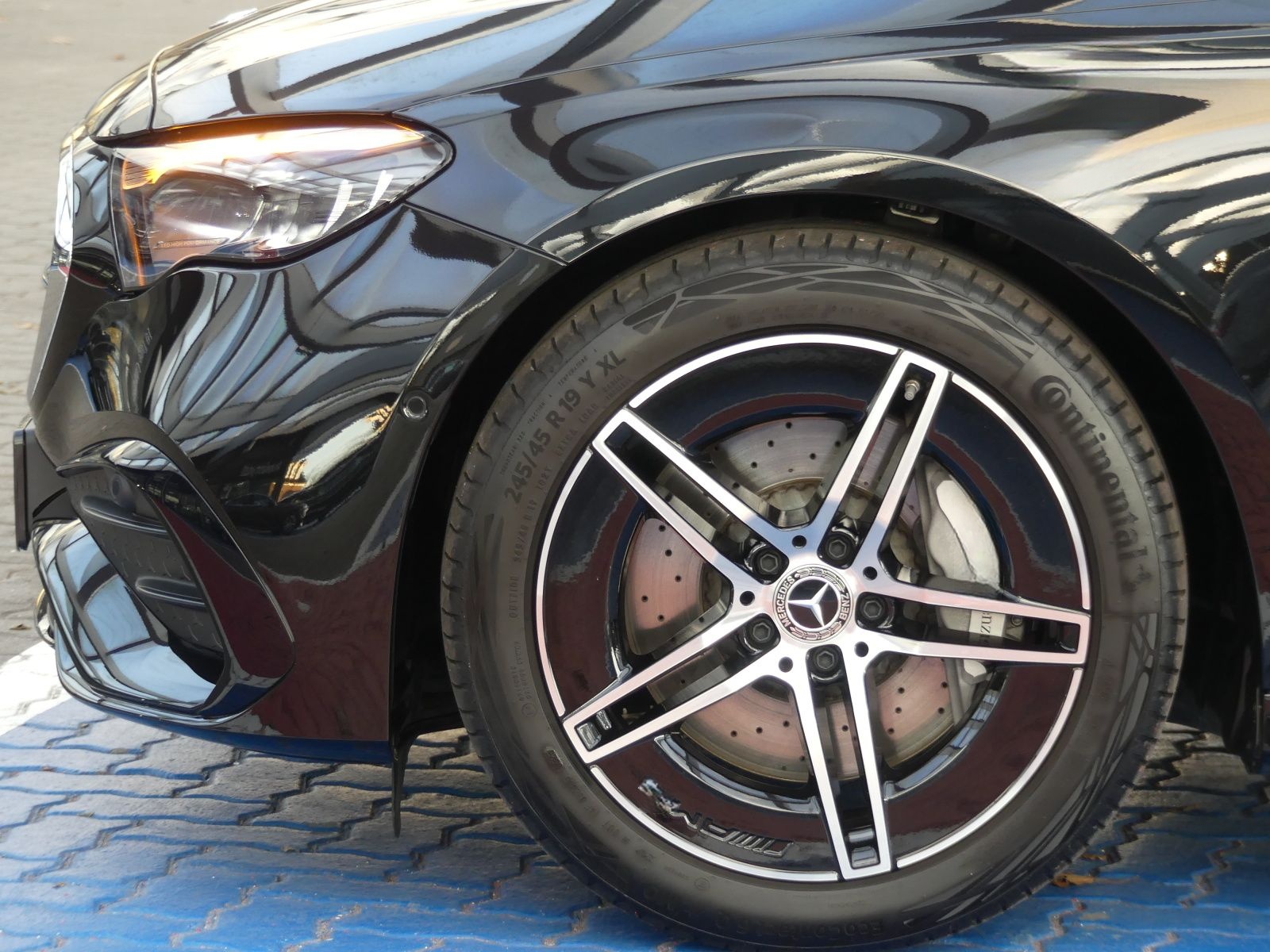 Mercedes-Benz E 220d AMG +Advance+Panorama+360°+Distronic+LED+ foto 16