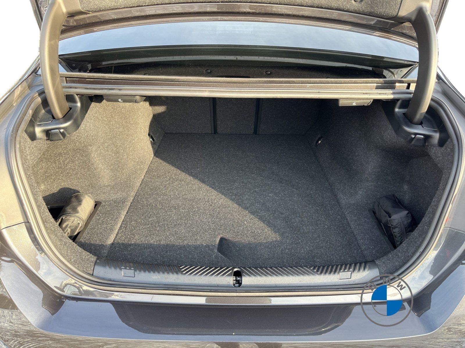 BMW i5 M60 xDrive M Sport 20" Pano Sitzbelüft. H&K M foto 17