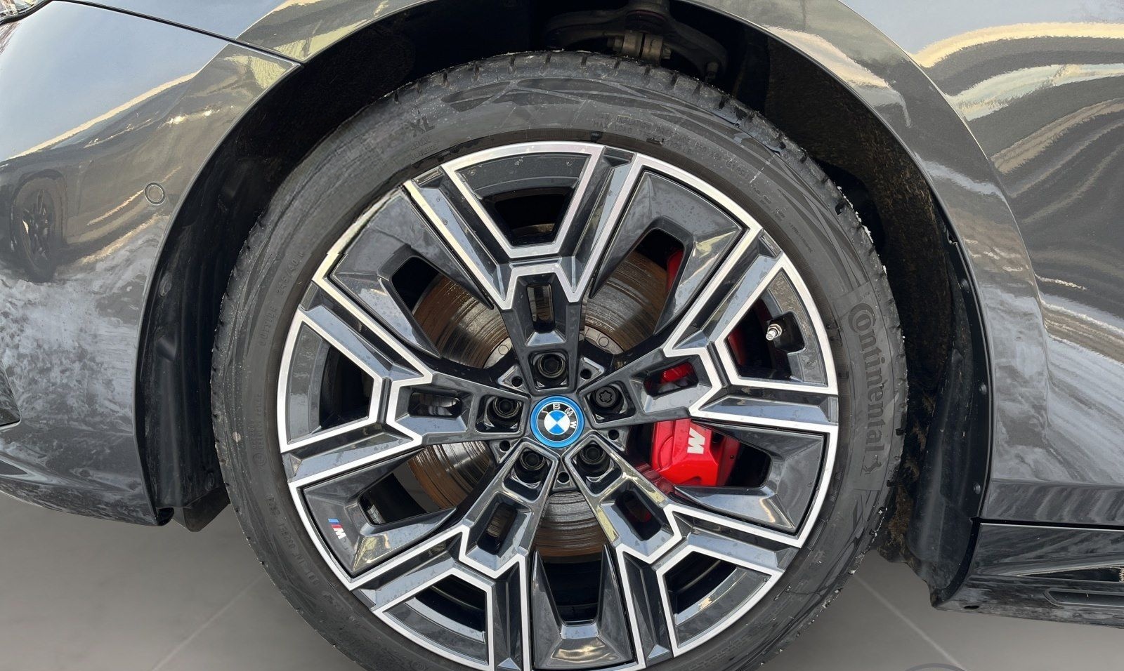 BMW i5 M60 xDrive M Sport 20" Pano Sitzbelüft. H&K M foto 8