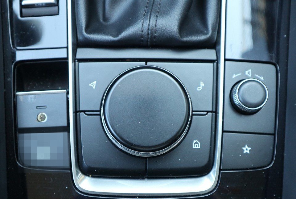 Mazda 3 FB M-Hybrid G-140 AT Exclusive-Line Allwettter foto 13