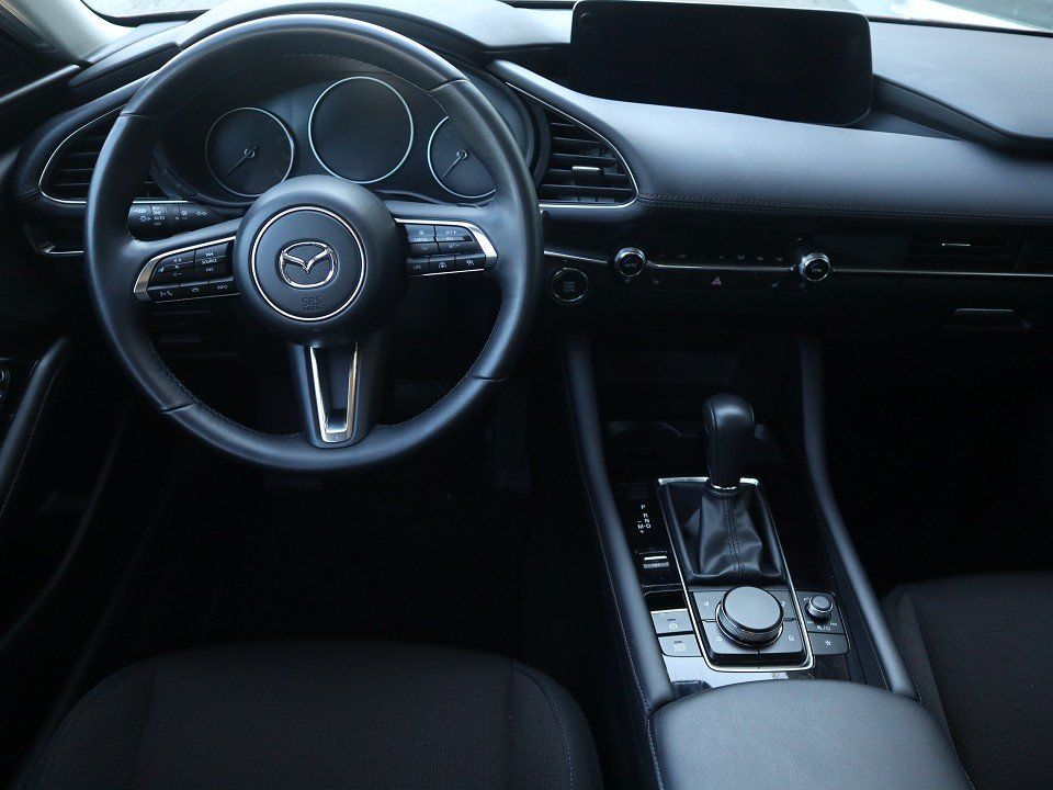 Mazda 3 FB M-Hybrid G-140 AT Exclusive-Line Allwettter foto 18
