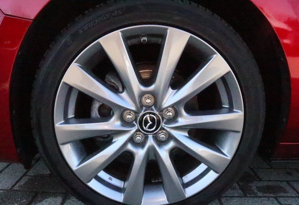 Mazda 3 FB M-Hybrid G-140 AT Exclusive-Line Allwettter foto 8