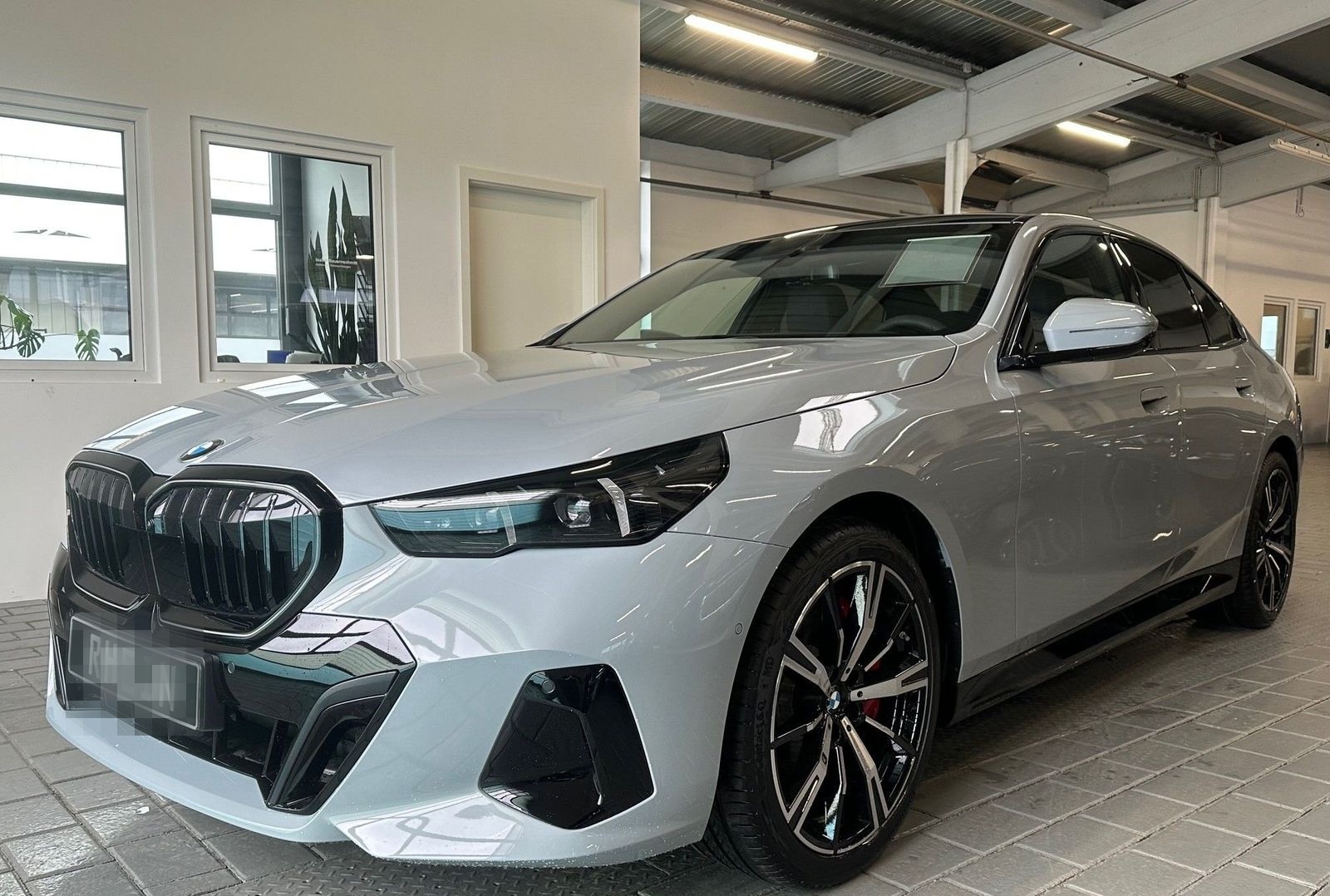 BMW 540d xDrive M Sportpaket M-Pro AHK Drivng Prof B foto 2