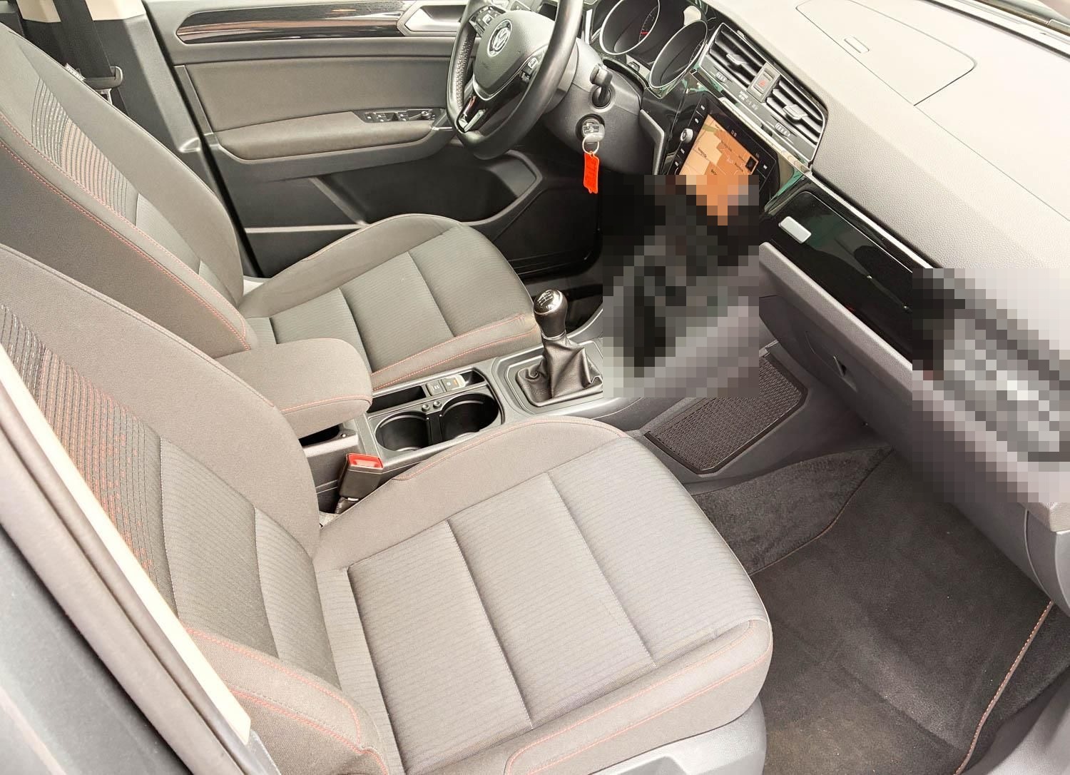 Volkswagen Touran Sound 1.2 *Navigation* foto 12