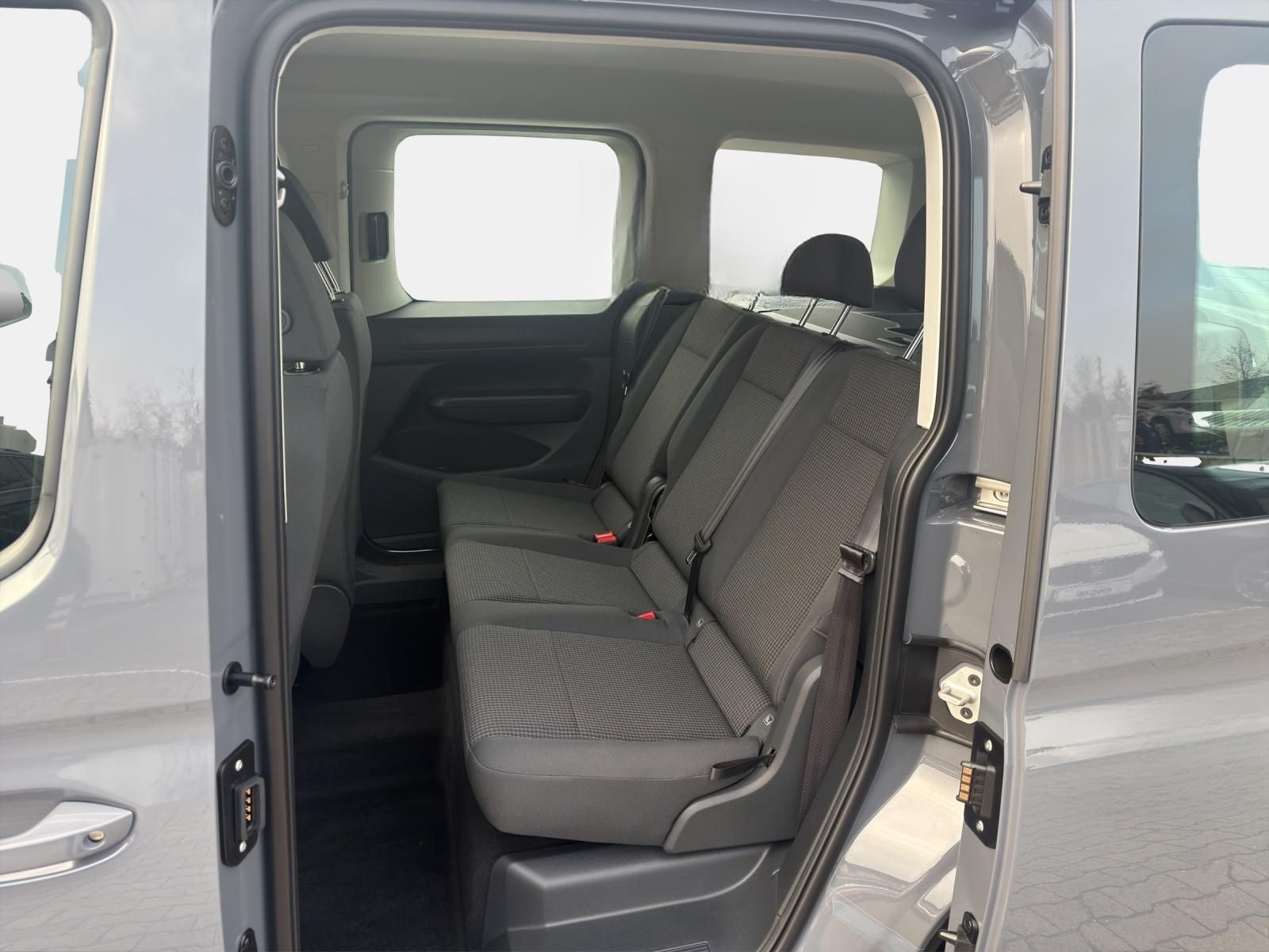 Volkswagen Caddy 1.5 TSI DSG Family*AHK/App/Kamera/SHZ/ACC* foto 13
